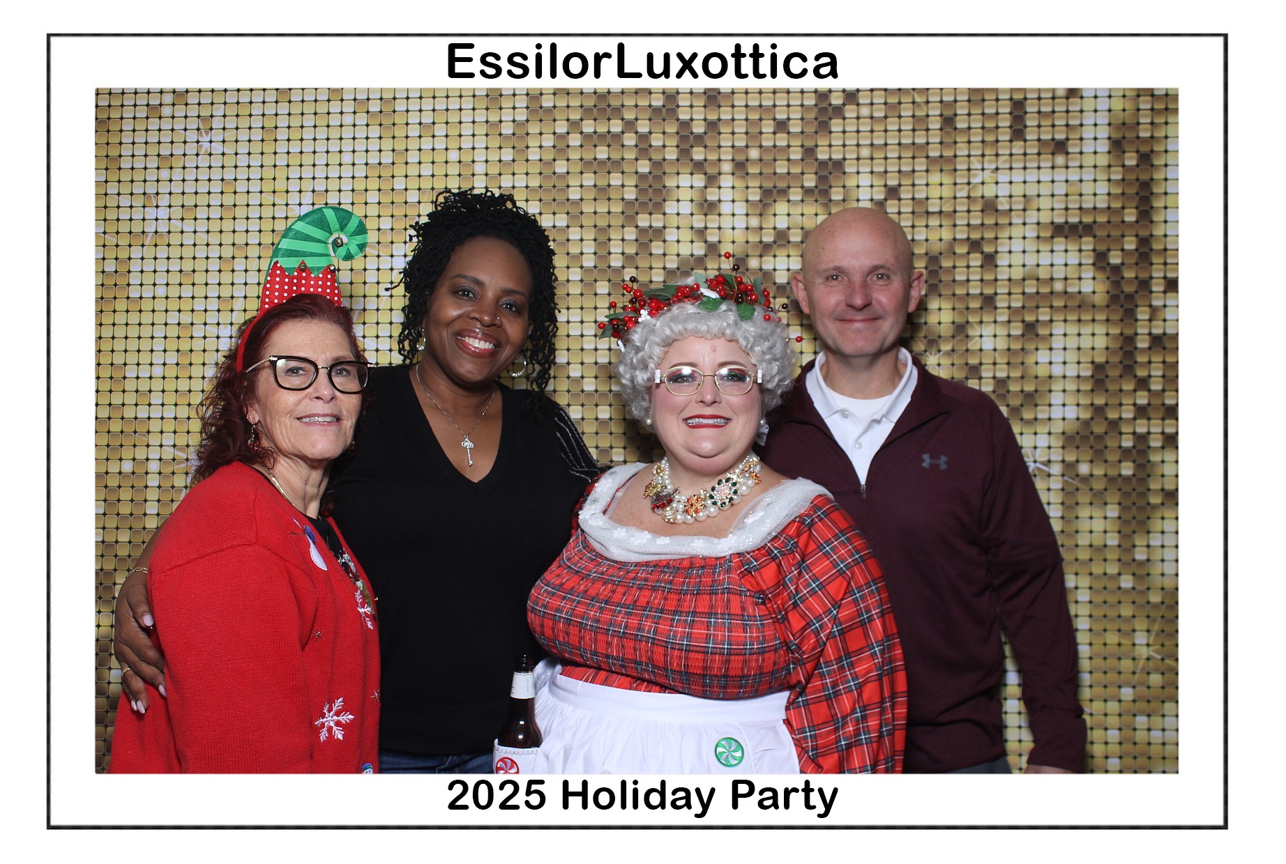 Essilorluxottica Party | View more photos from the event at gallery.photoboothcincy.com/u/PhotoBoothCincy/Essilorluxottica-Party