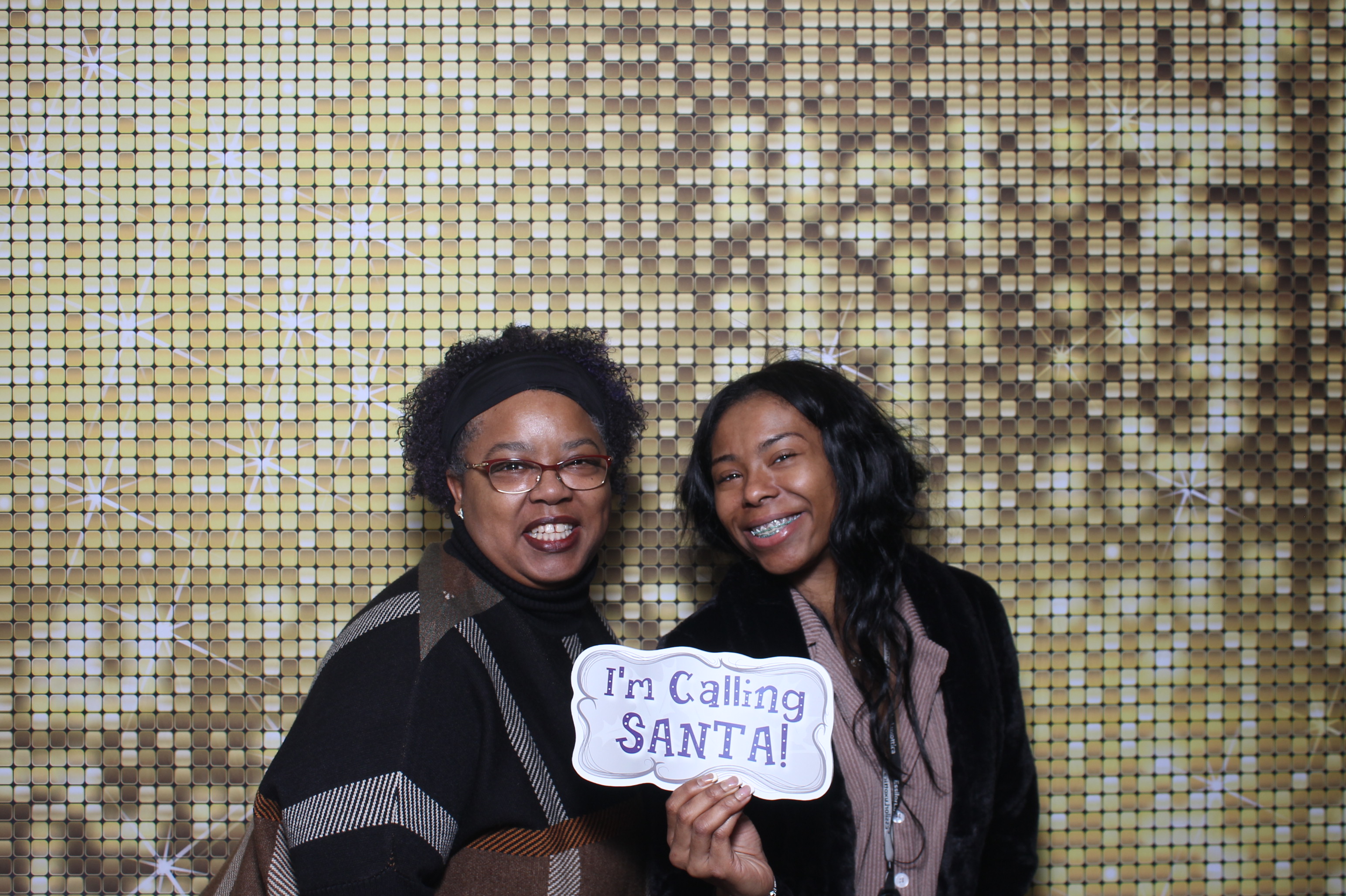 Essilorluxottica Party | View more photos from the event at gallery.photoboothcincy.com/u/PhotoBoothCincy/Essilorluxottica-Party