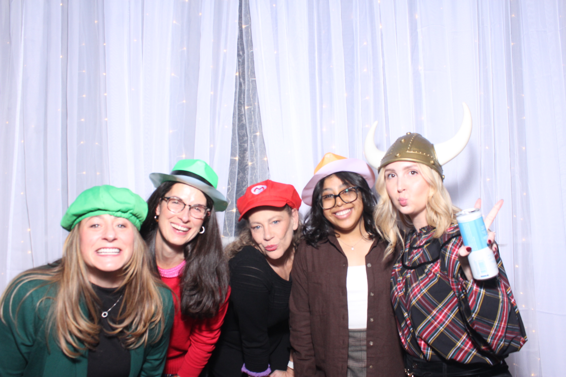 FEG Holiday Party | View more photos from the event at gallery.photoboothcincy.com/u/PhotoBoothCincy/FEG-Holiday-Party