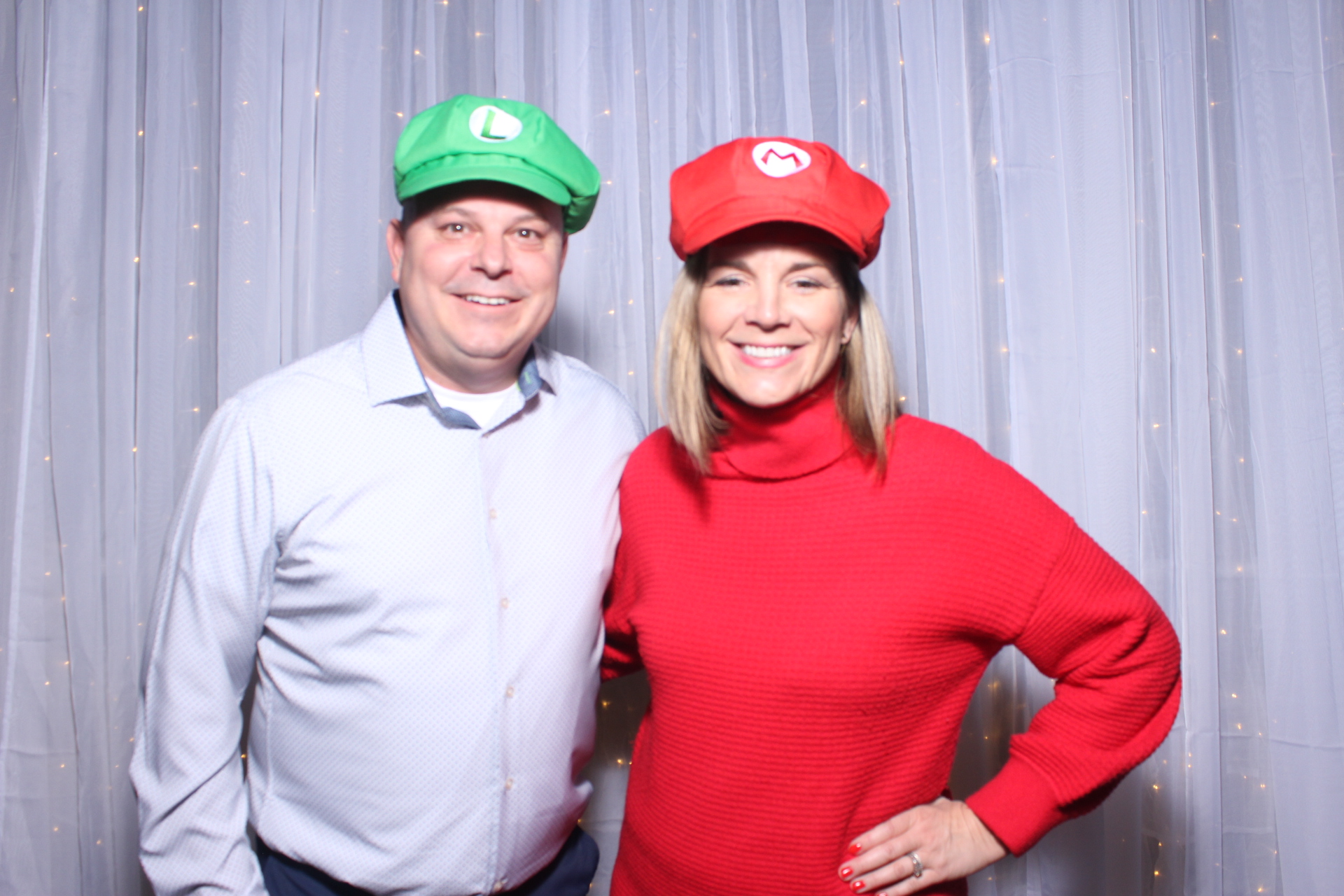 FEG Holiday Party | View more photos from the event at gallery.photoboothcincy.com/u/PhotoBoothCincy/FEG-Holiday-Party