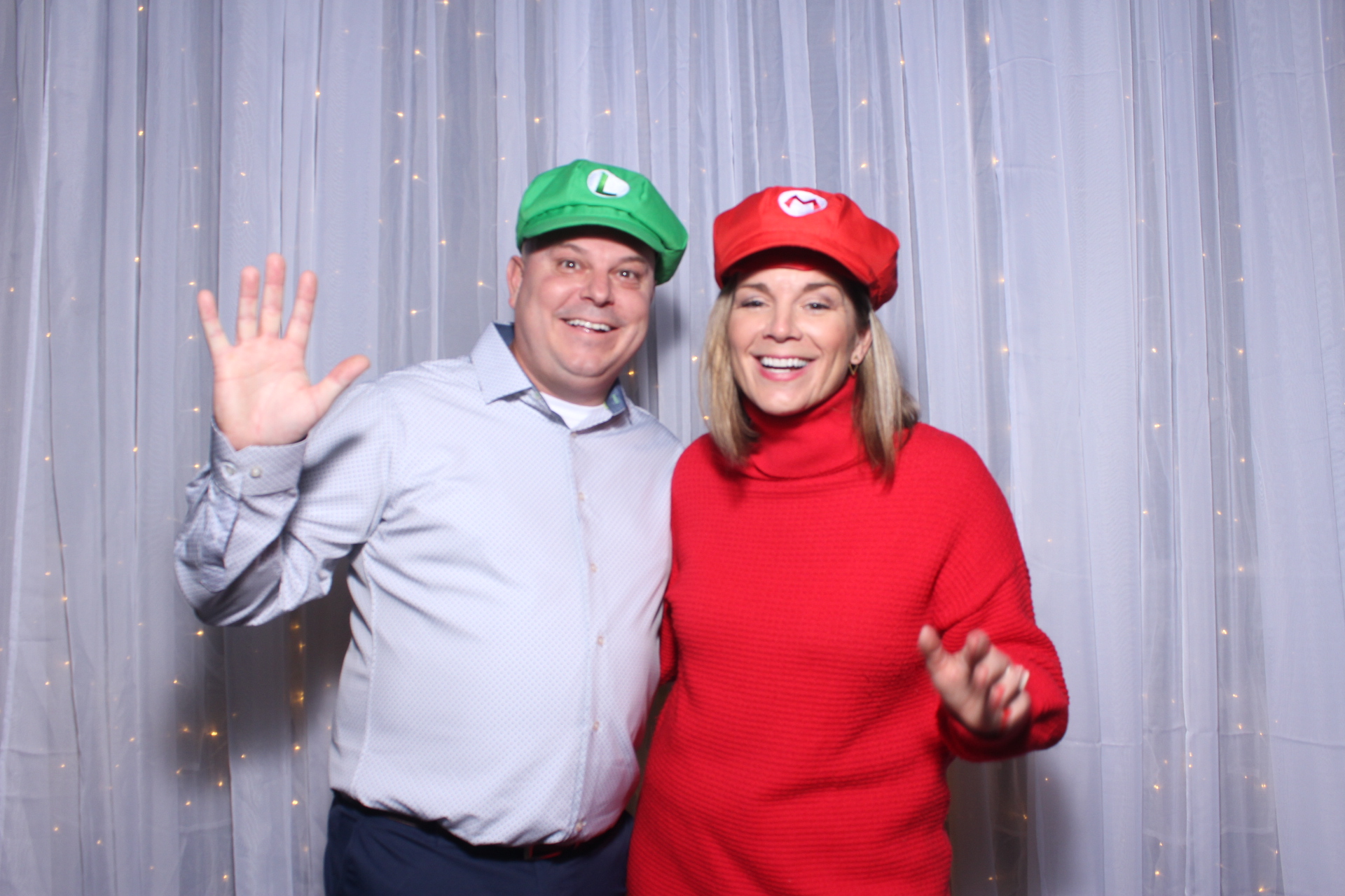 FEG Holiday Party | View more photos from the event at gallery.photoboothcincy.com/u/PhotoBoothCincy/FEG-Holiday-Party