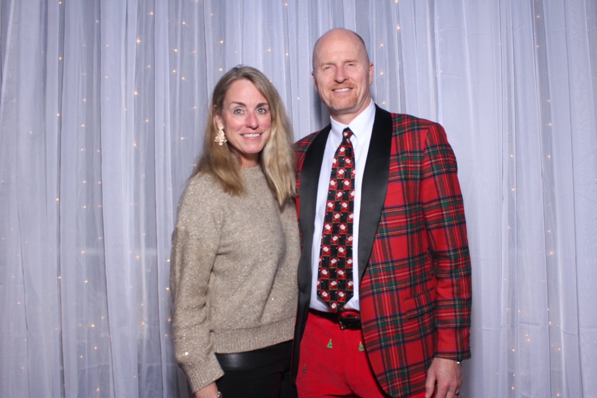 FEG Holiday Party | View more photos from the event at gallery.photoboothcincy.com/u/PhotoBoothCincy/FEG-Holiday-Party