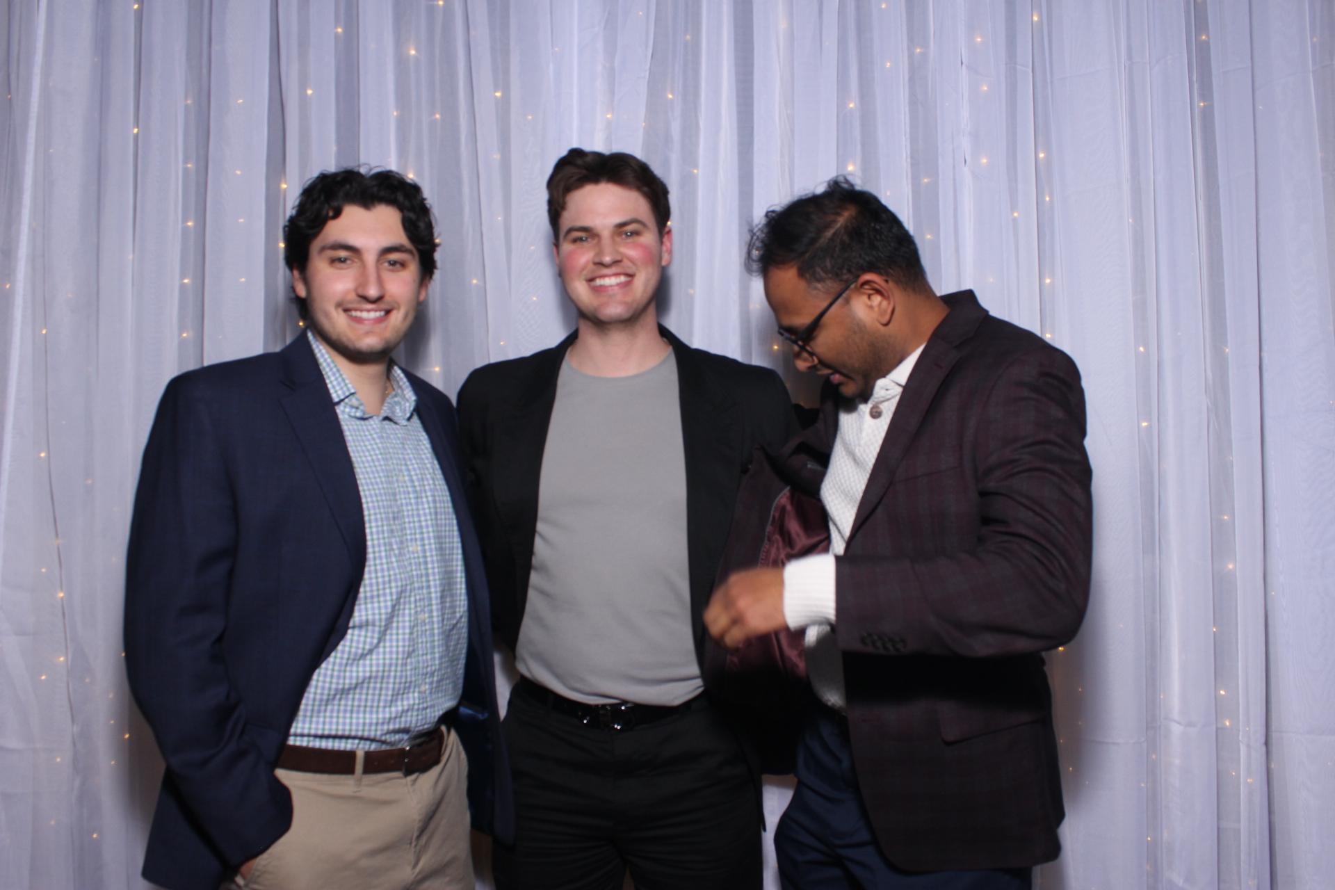 FEG Holiday Party | View more photos from the event at gallery.photoboothcincy.com/u/PhotoBoothCincy/FEG-Holiday-Party