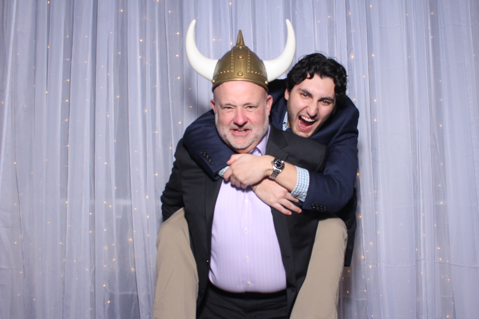 FEG Holiday Party | View more photos from the event at gallery.photoboothcincy.com/u/PhotoBoothCincy/FEG-Holiday-Party
