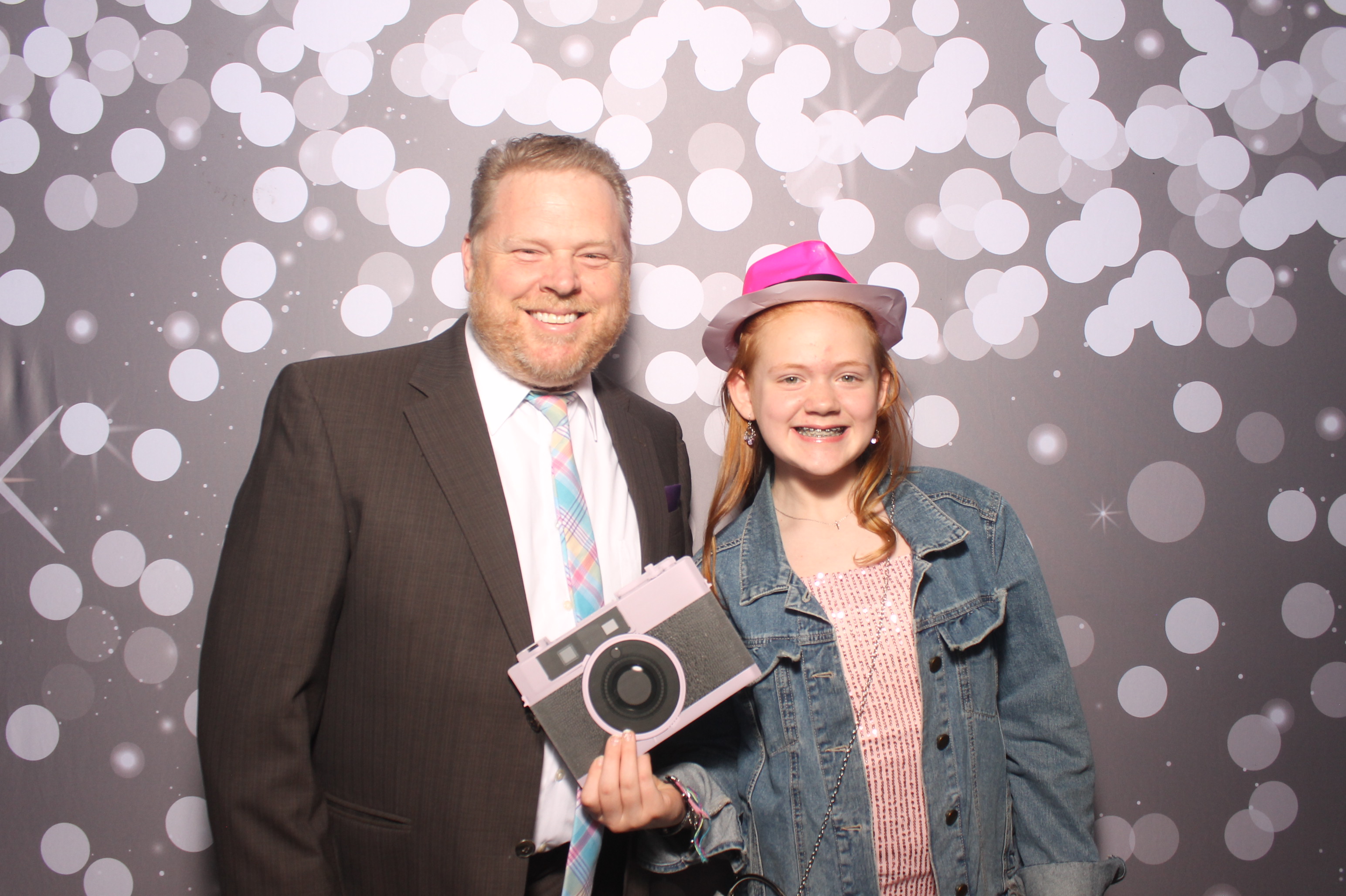 Father Daughter Cupcake Prom | View more photos from the event at gallery.photoboothcincy.com/u/PhotoBoothCincy/Father-Daughter-Cupcake-Prom-1