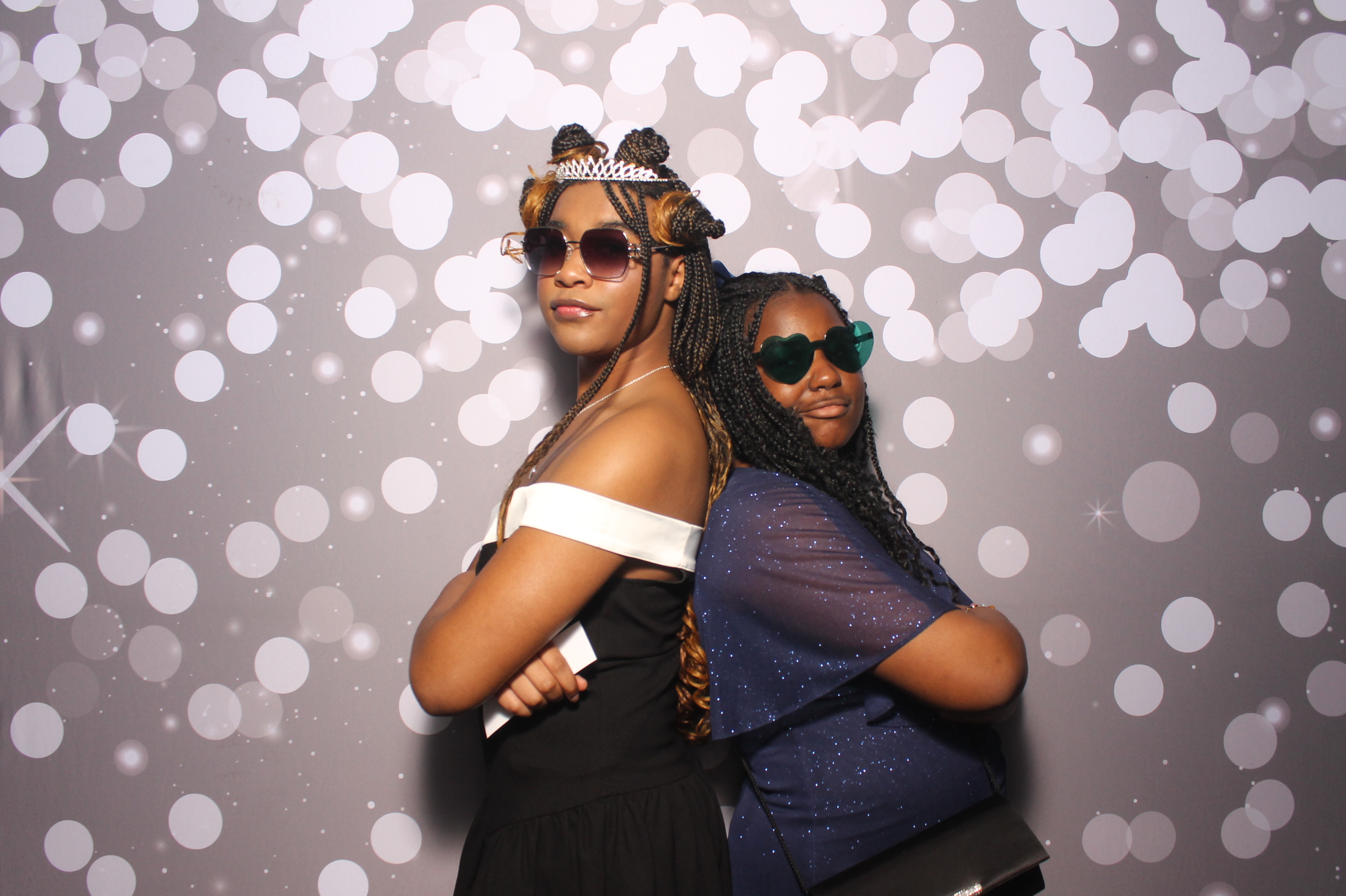 Father Daughter Cupcake Prom | View more photos from the event at gallery.photoboothcincy.com/u/PhotoBoothCincy/Father-Daughter-Cupcake-Prom-1