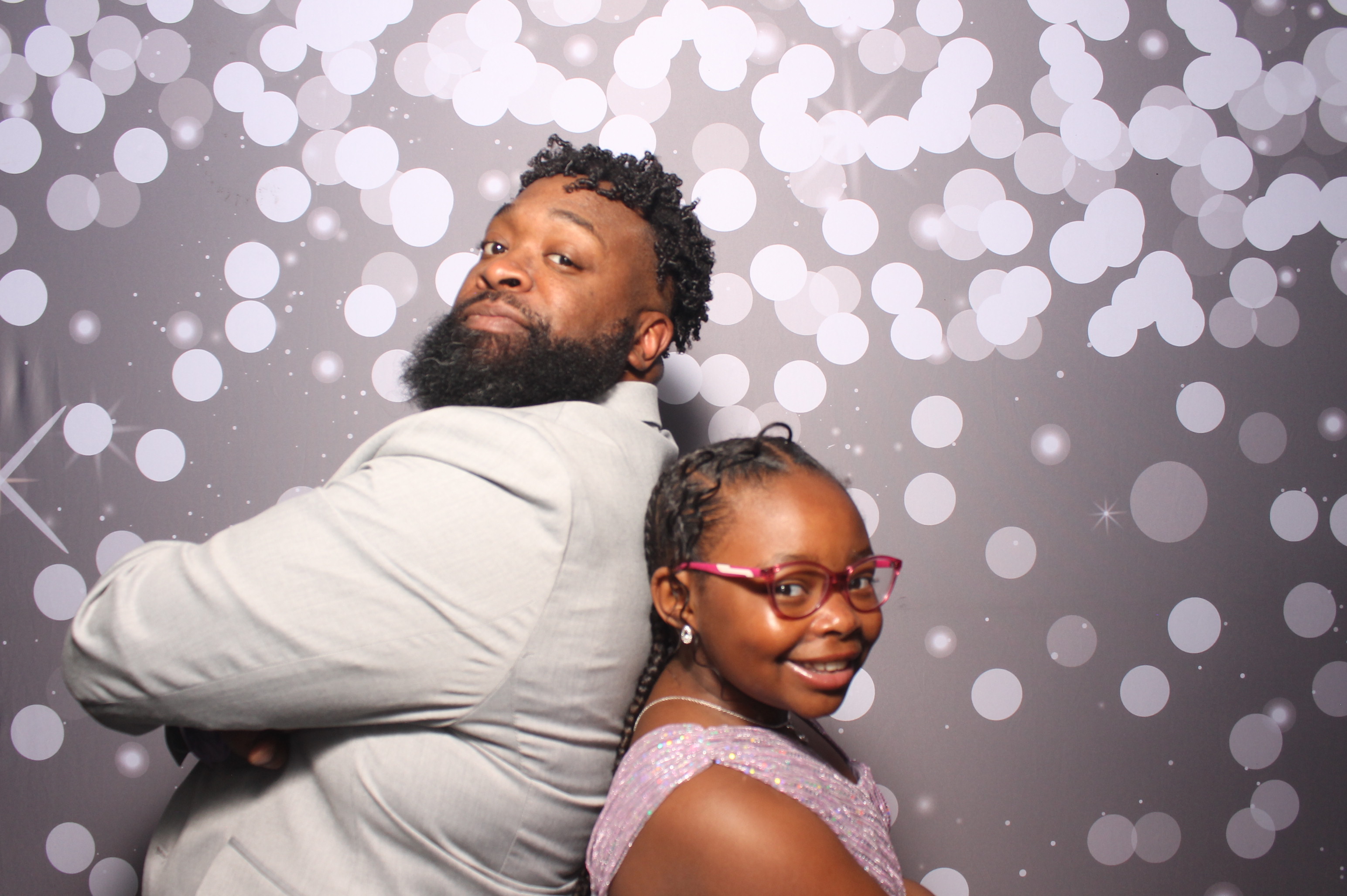 Father Daughter Cupcake Prom | View more photos from the event at gallery.photoboothcincy.com/u/PhotoBoothCincy/Father-Daughter-Cupcake-Prom-1