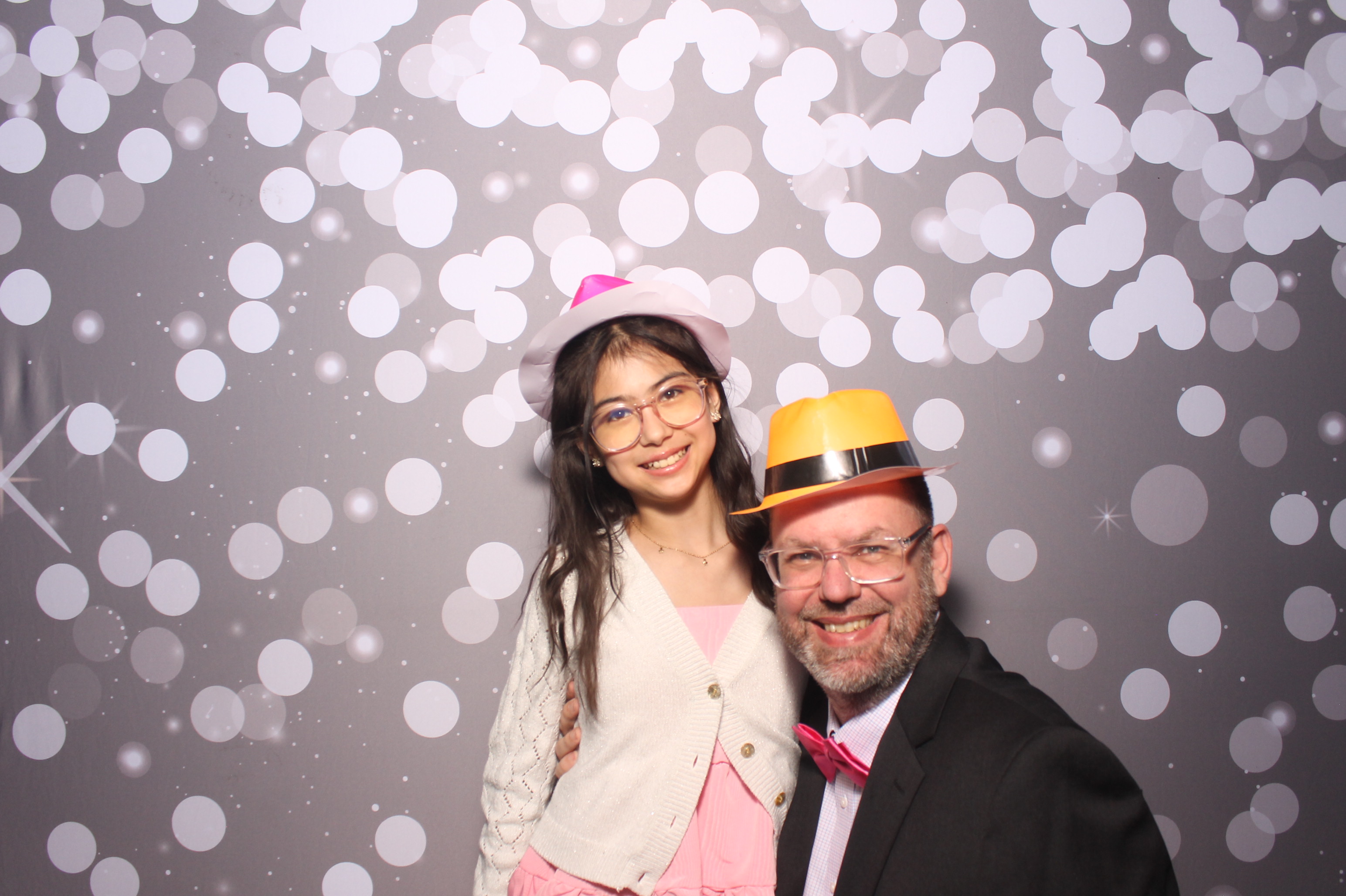 Father Daughter Cupcake Prom | View more photos from the event at gallery.photoboothcincy.com/u/PhotoBoothCincy/Father-Daughter-Cupcake-Prom-1