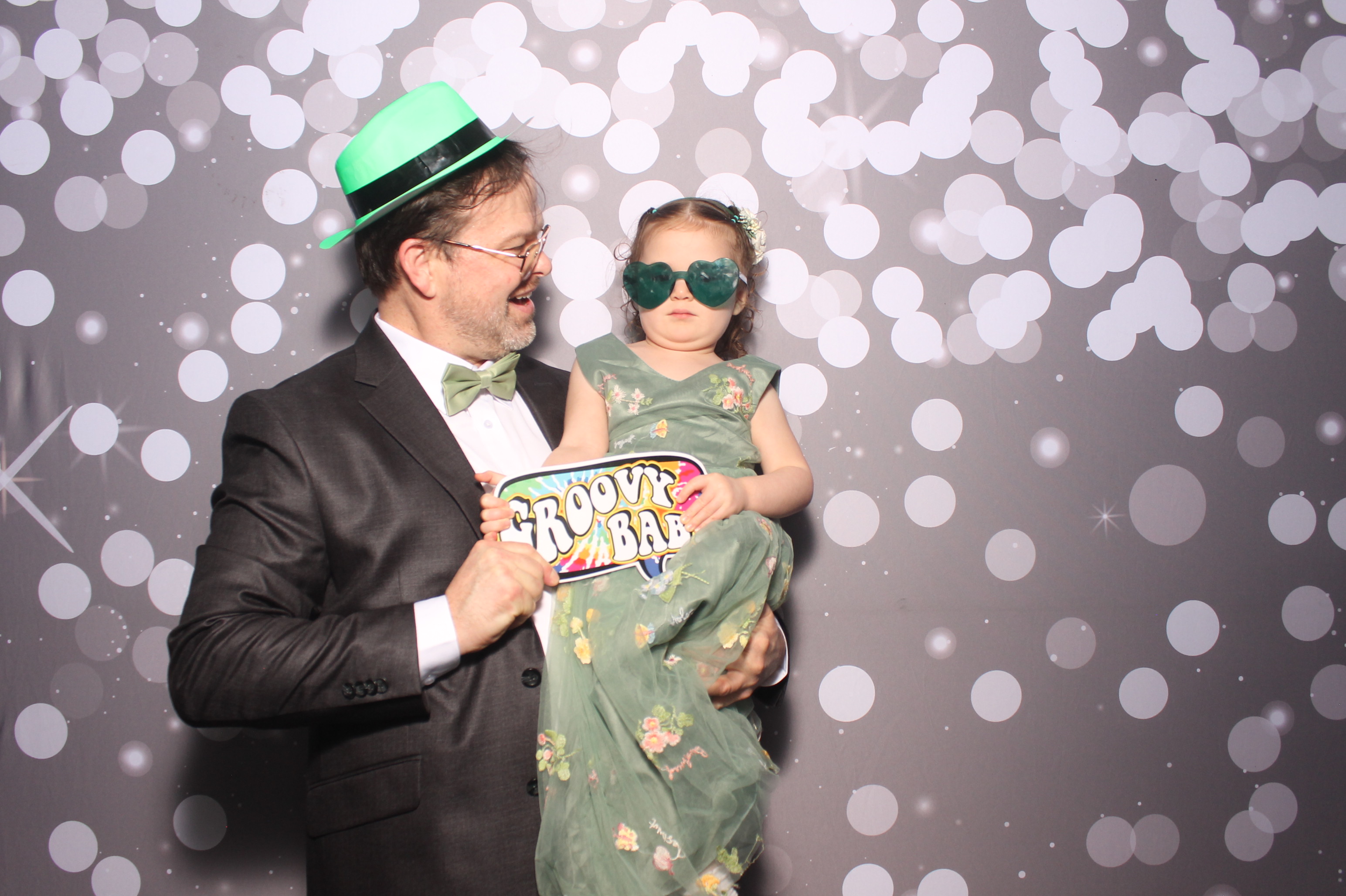 Father Daughter Cupcake Prom | View more photos from the event at gallery.photoboothcincy.com/u/PhotoBoothCincy/Father-Daughter-Cupcake-Prom-1