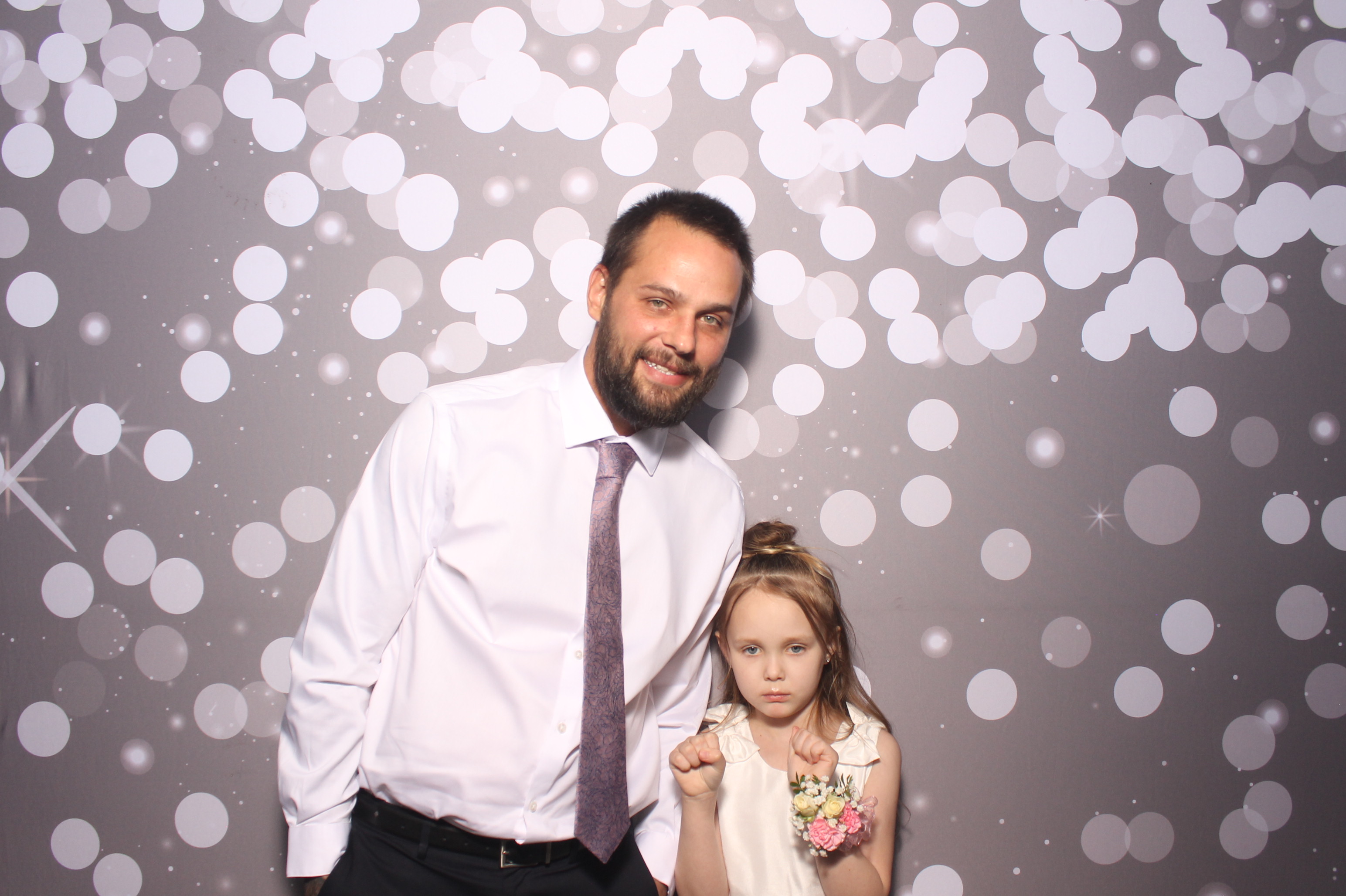 Father Daughter Cupcake Prom | View more photos from the event at gallery.photoboothcincy.com/u/PhotoBoothCincy/Father-Daughter-Cupcake-Prom-1