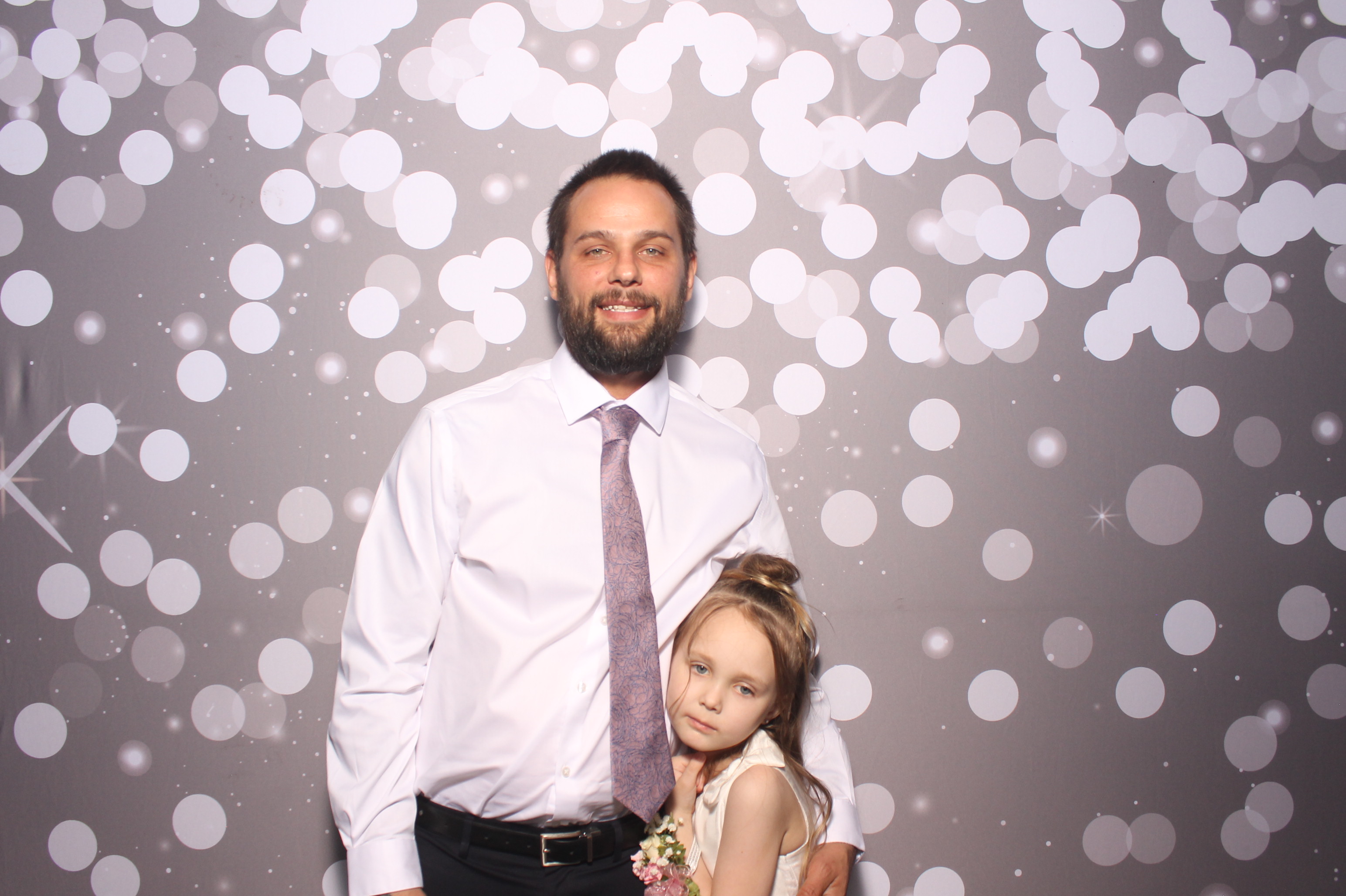 Father Daughter Cupcake Prom | View more photos from the event at gallery.photoboothcincy.com/u/PhotoBoothCincy/Father-Daughter-Cupcake-Prom-1