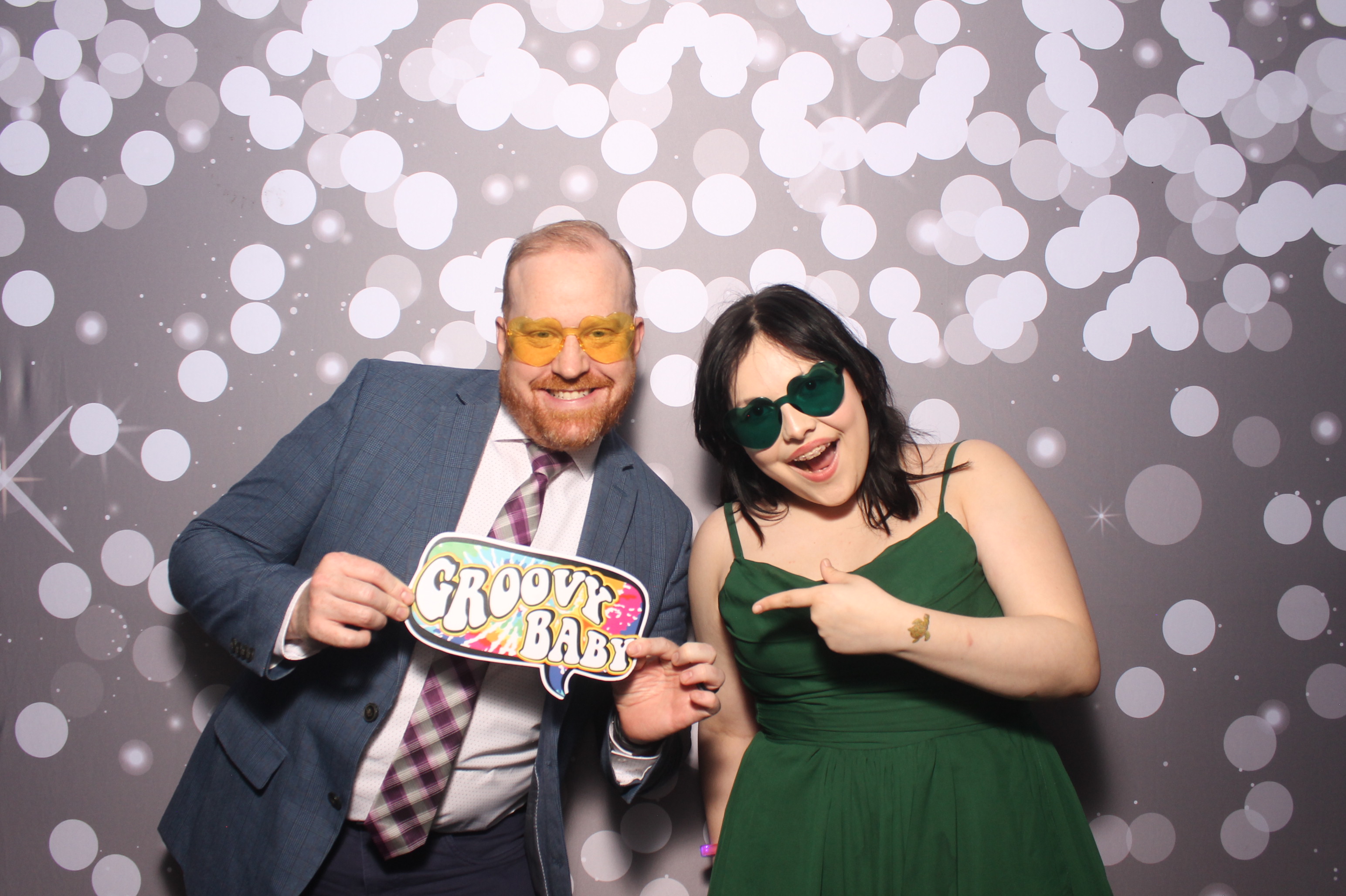 Father Daughter Cupcake Prom | View more photos from the event at gallery.photoboothcincy.com/u/PhotoBoothCincy/Father-Daughter-Cupcake-Prom-1