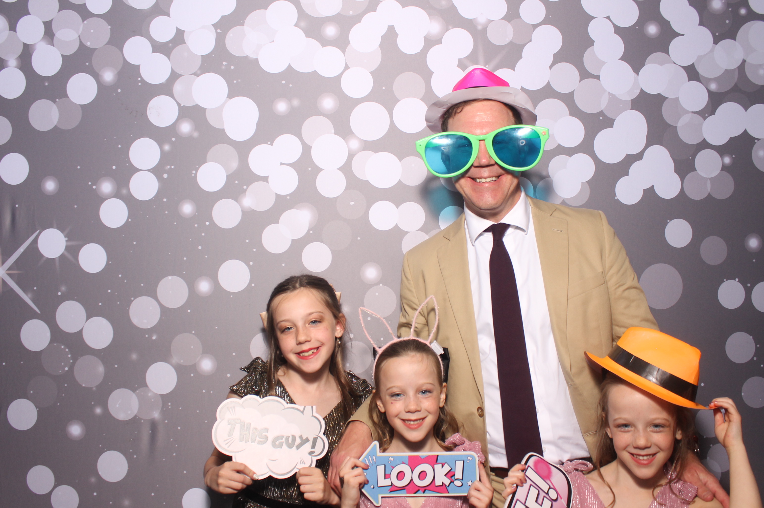 Father Daughter Cupcake Prom | View more photos from the event at gallery.photoboothcincy.com/u/PhotoBoothCincy/Father-Daughter-Cupcake-Prom-1