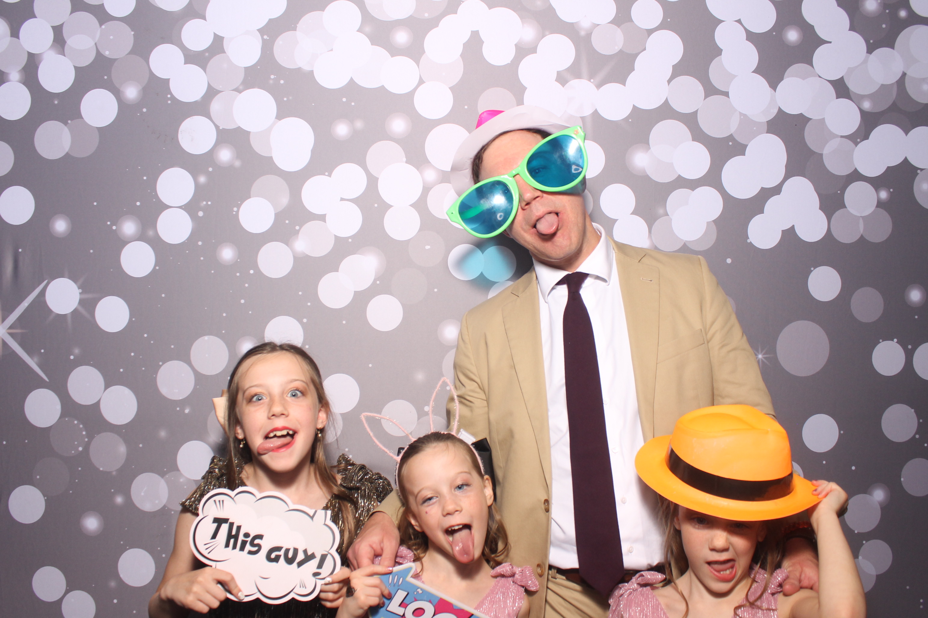 Father Daughter Cupcake Prom | View more photos from the event at gallery.photoboothcincy.com/u/PhotoBoothCincy/Father-Daughter-Cupcake-Prom-1