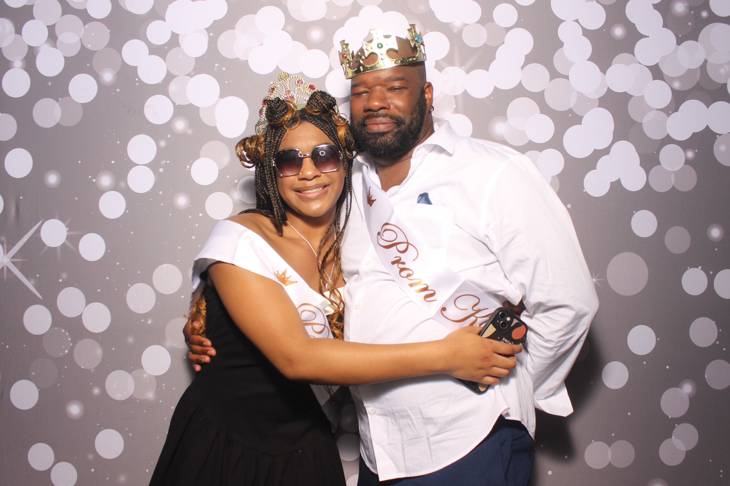 Father Daughter Cupcake Prom | View more photos from the event at gallery.photoboothcincy.com/u/PhotoBoothCincy/Father-Daughter-Cupcake-Prom-1