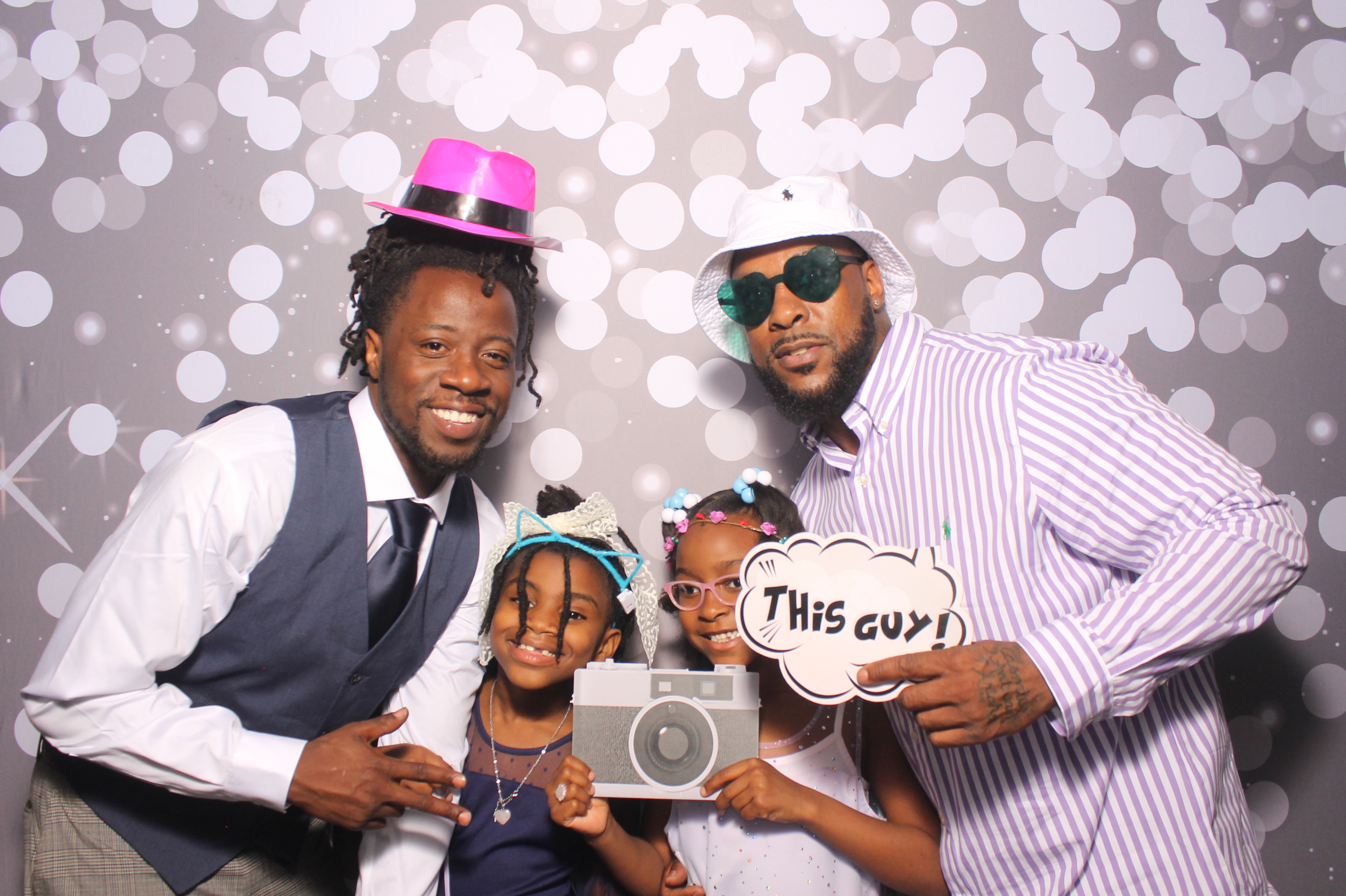 Father Daughter Cupcake Prom | View more photos from the event at gallery.photoboothcincy.com/u/PhotoBoothCincy/Father-Daughter-Cupcake-Prom-1
