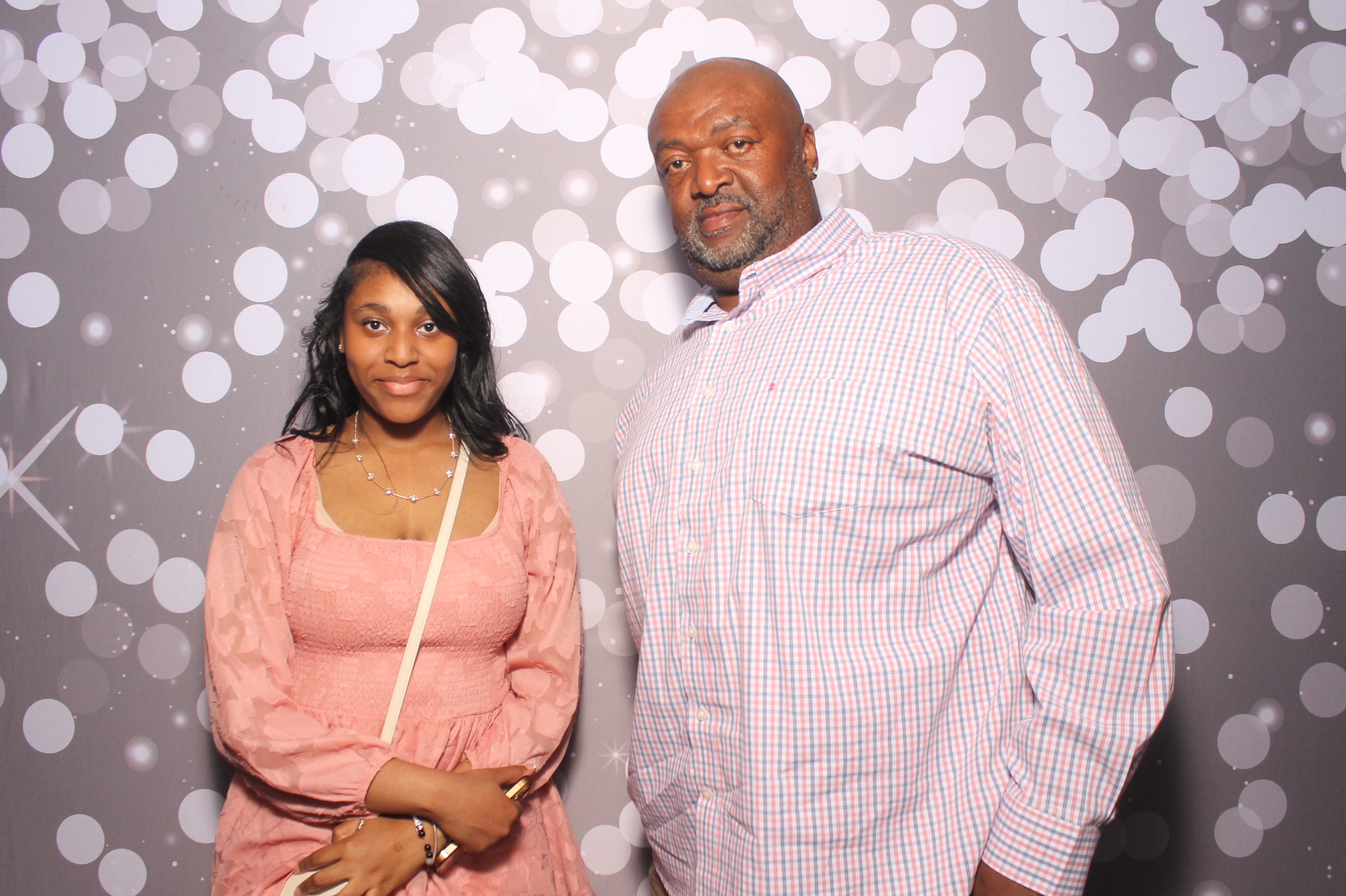 Father Daughter Cupcake Prom | View more photos from the event at gallery.photoboothcincy.com/u/PhotoBoothCincy/Father-Daughter-Cupcake-Prom-1