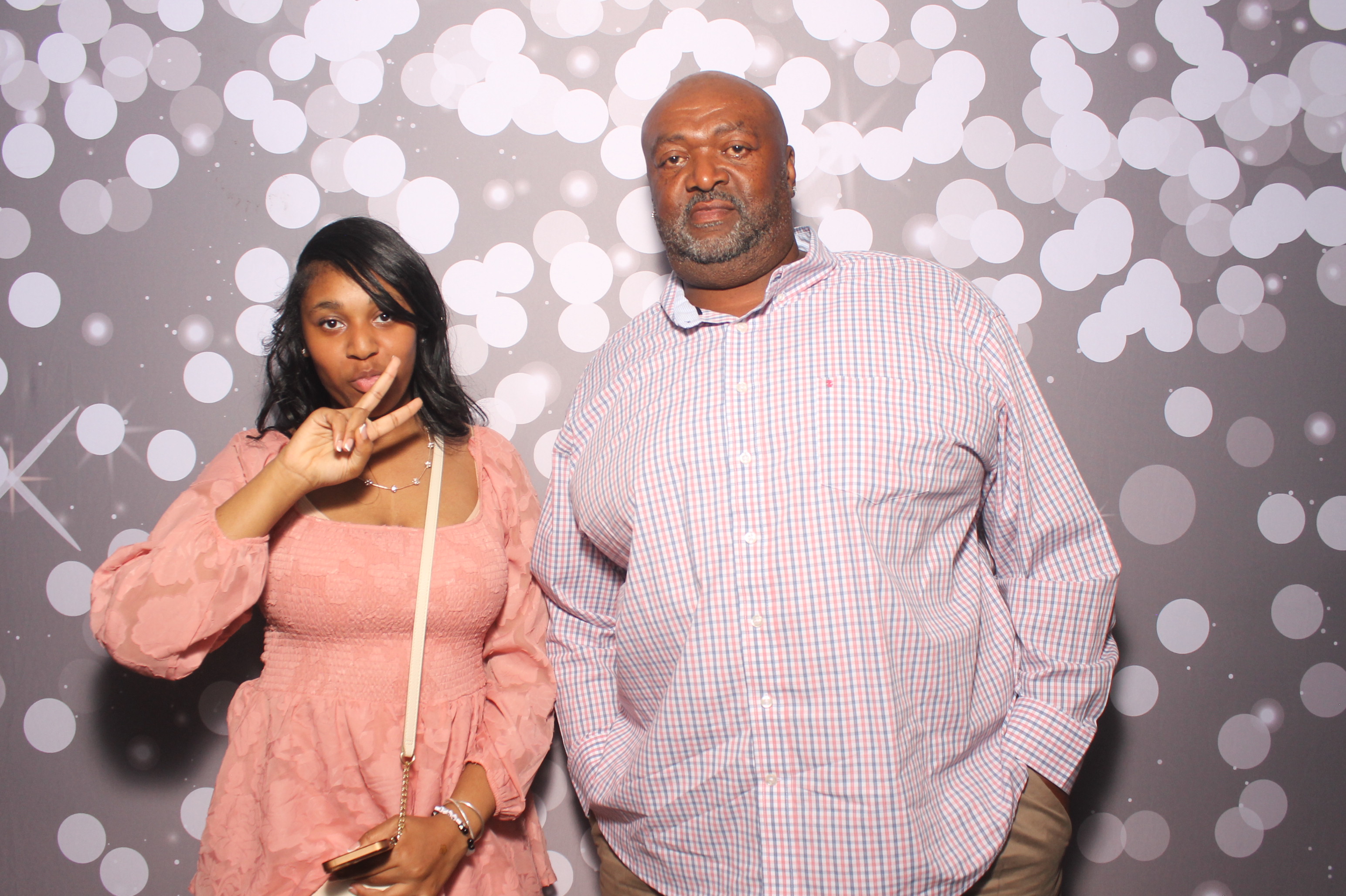 Father Daughter Cupcake Prom | View more photos from the event at gallery.photoboothcincy.com/u/PhotoBoothCincy/Father-Daughter-Cupcake-Prom-1