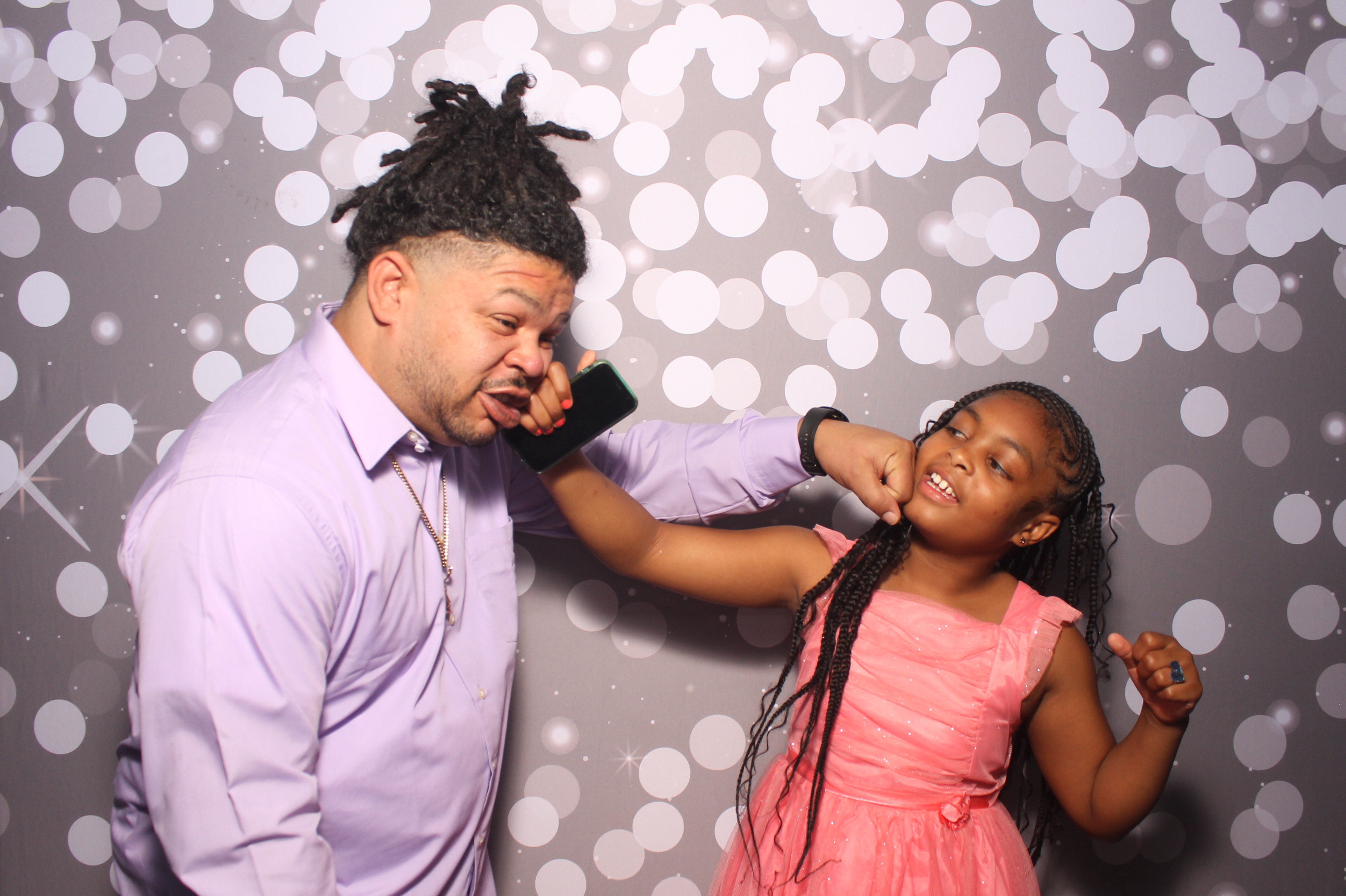 Father Daughter Cupcake Prom | View more photos from the event at gallery.photoboothcincy.com/u/PhotoBoothCincy/Father-Daughter-Cupcake-Prom-1