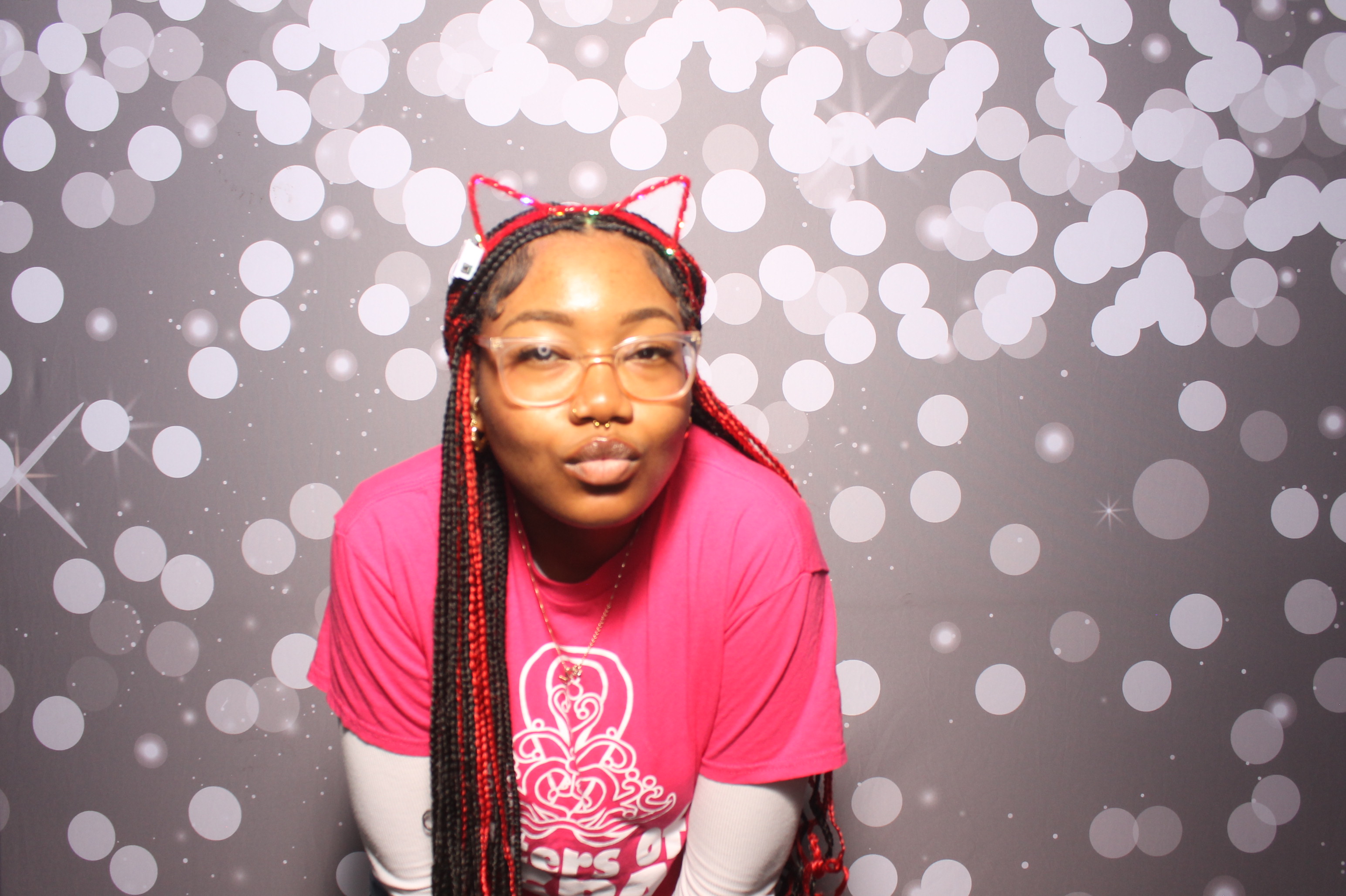 Father Daughter Cupcake Prom | View more photos from the event at gallery.photoboothcincy.com/u/PhotoBoothCincy/Father-Daughter-Cupcake-Prom-1