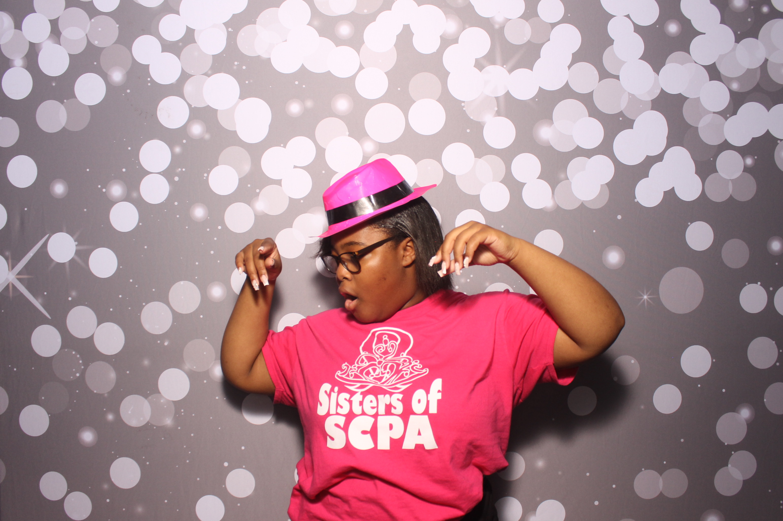 Father Daughter Cupcake Prom | View more photos from the event at gallery.photoboothcincy.com/u/PhotoBoothCincy/Father-Daughter-Cupcake-Prom-1
