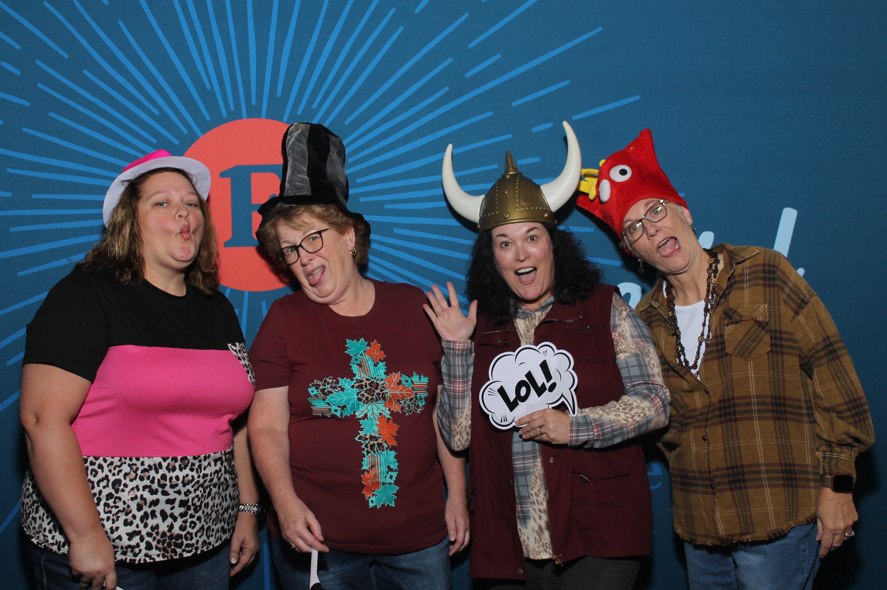 First State Bank Fall Dinner | View more photos from the event at gallery.photoboothcincy.com/u/PhotoBoothCincy/First-State-Bank-Fall-Dinner