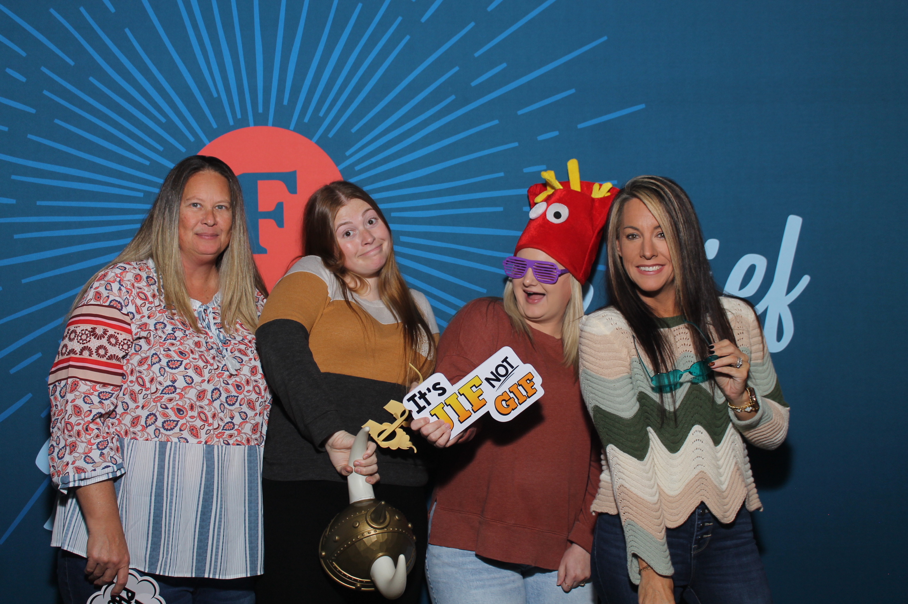 First State Bank Fall Dinner | View more photos from the event at gallery.photoboothcincy.com/u/PhotoBoothCincy/First-State-Bank-Fall-Dinner