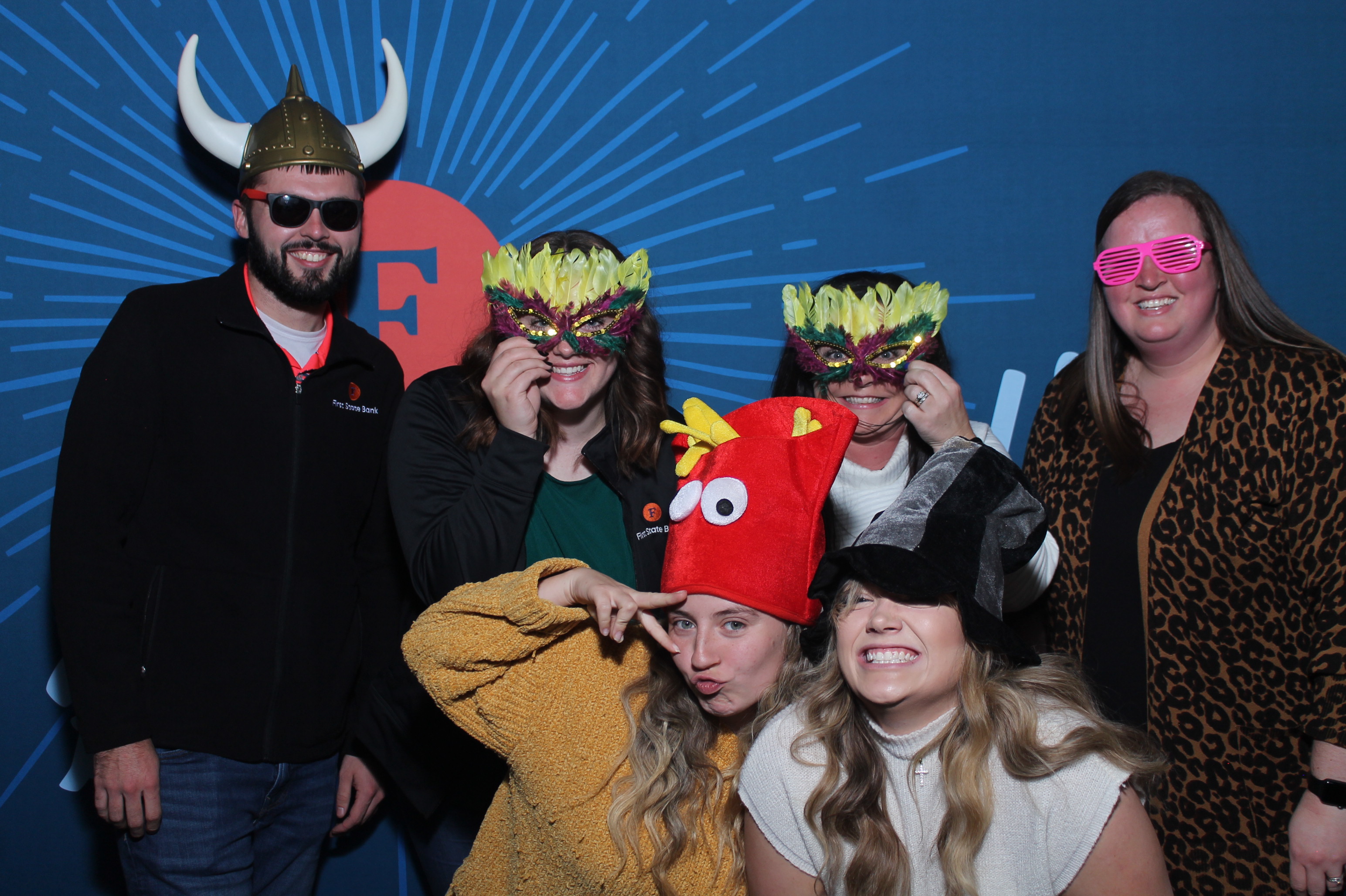 First State Bank Fall Dinner | View more photos from the event at gallery.photoboothcincy.com/u/PhotoBoothCincy/First-State-Bank-Fall-Dinner