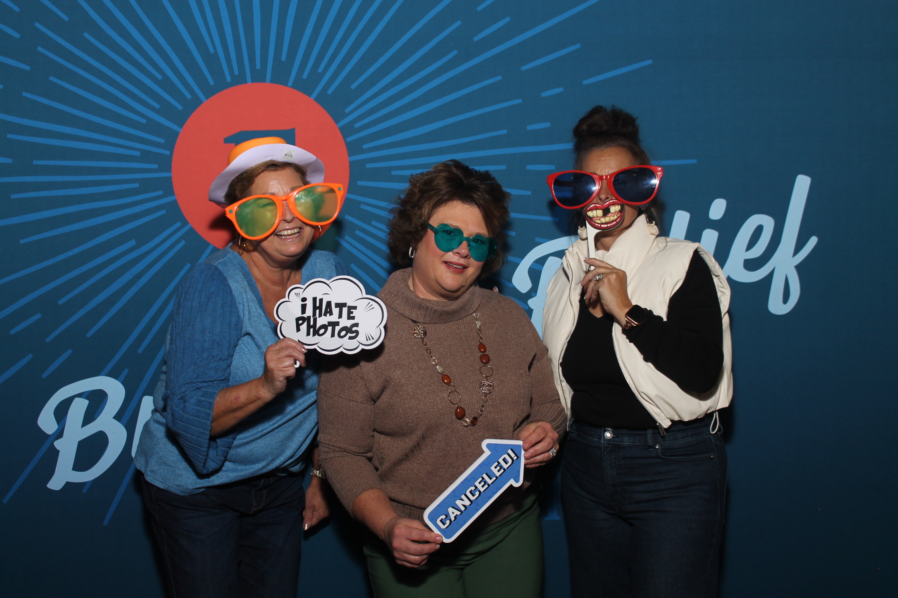 First State Bank Fall Dinner | View more photos from the event at gallery.photoboothcincy.com/u/PhotoBoothCincy/First-State-Bank-Fall-Dinner