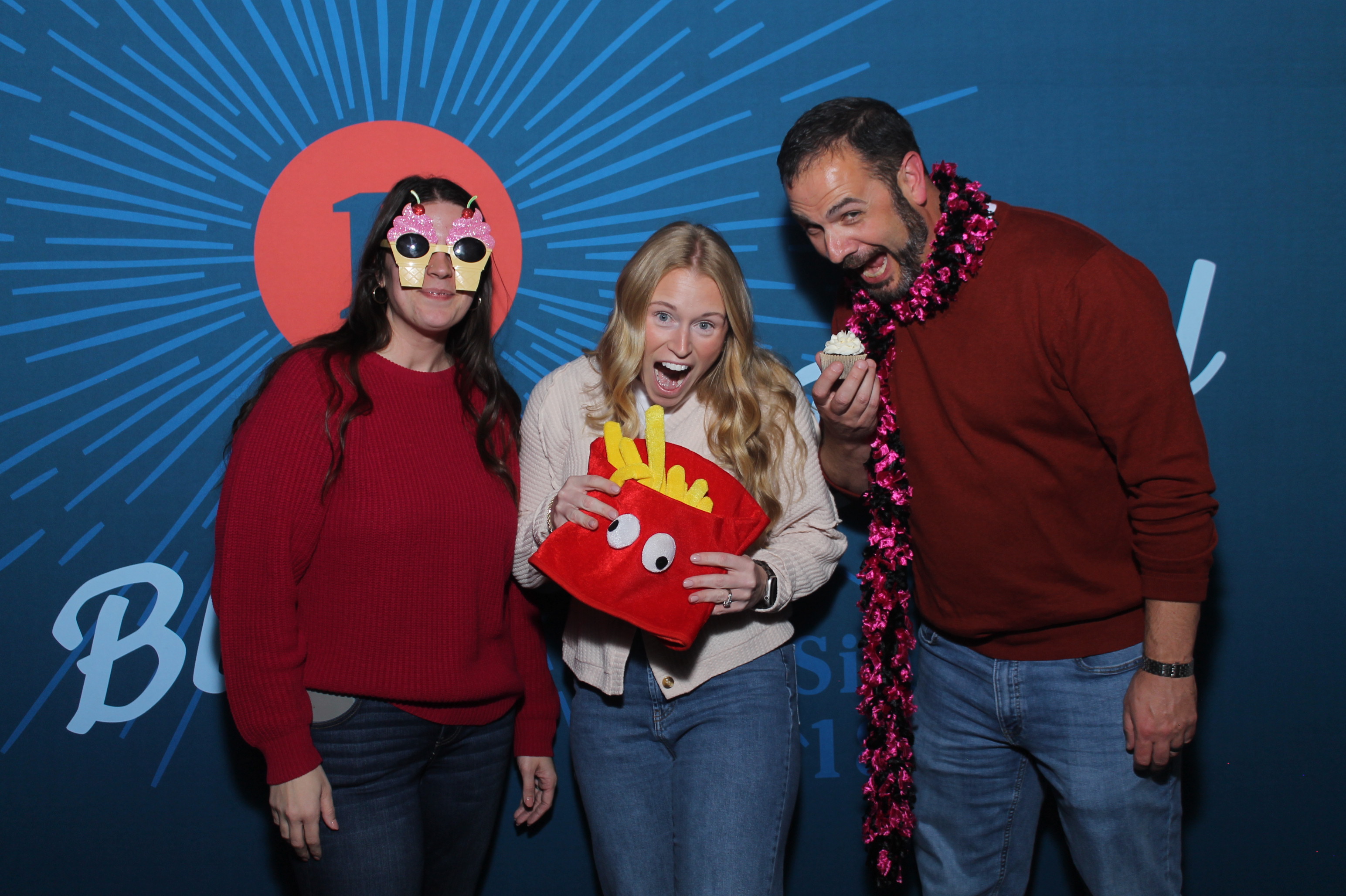 First State Bank Fall Dinner | View more photos from the event at gallery.photoboothcincy.com/u/PhotoBoothCincy/First-State-Bank-Fall-Dinner