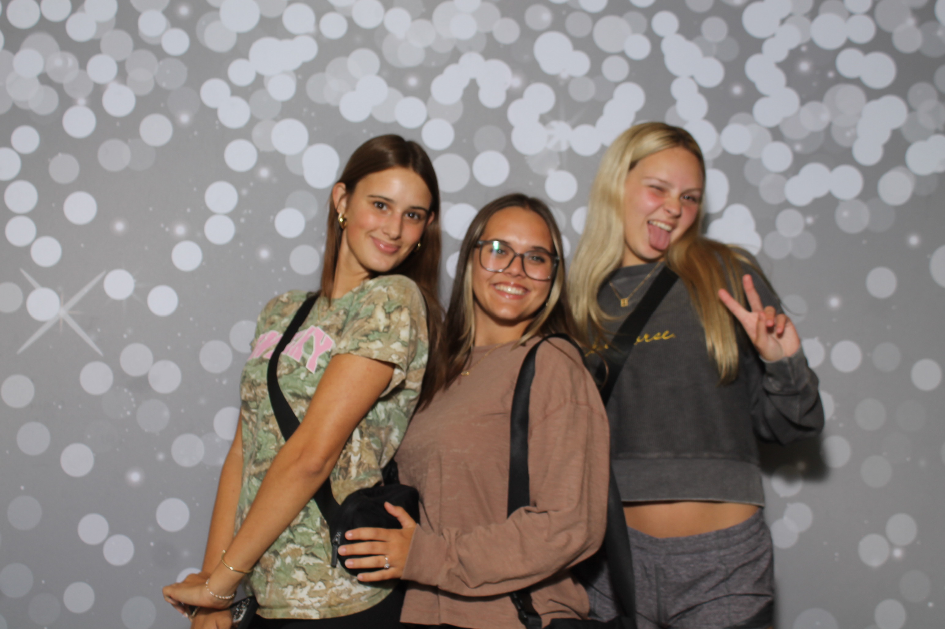 Freshman Ignite Welcome | View more photos from the event at gallery.photoboothcincy.com/u/PhotoBoothCincy/Freshman-Ignite-Welcome