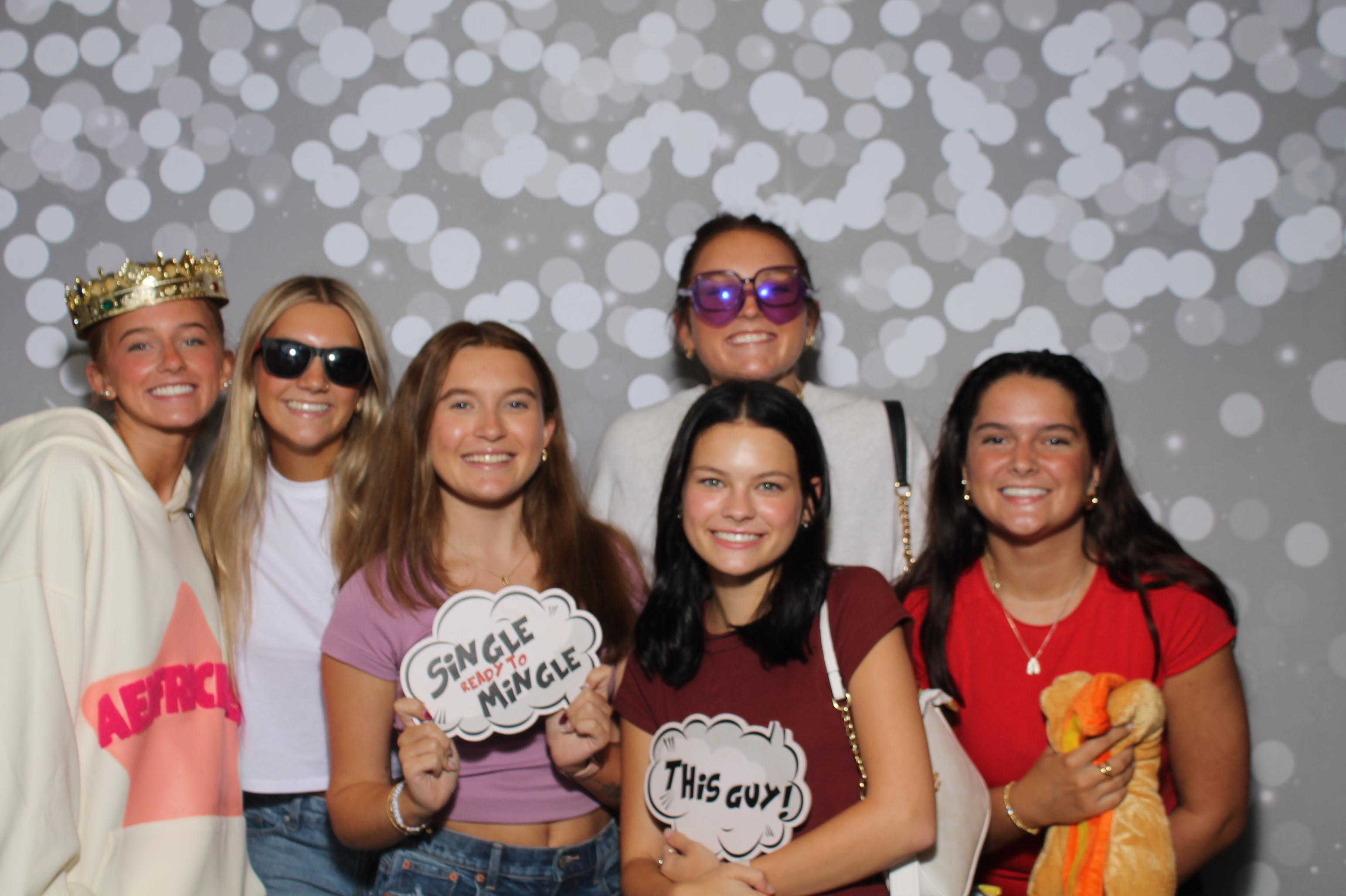 Freshman Ignite Welcome | View more photos from the event at gallery.photoboothcincy.com/u/PhotoBoothCincy/Freshman-Ignite-Welcome