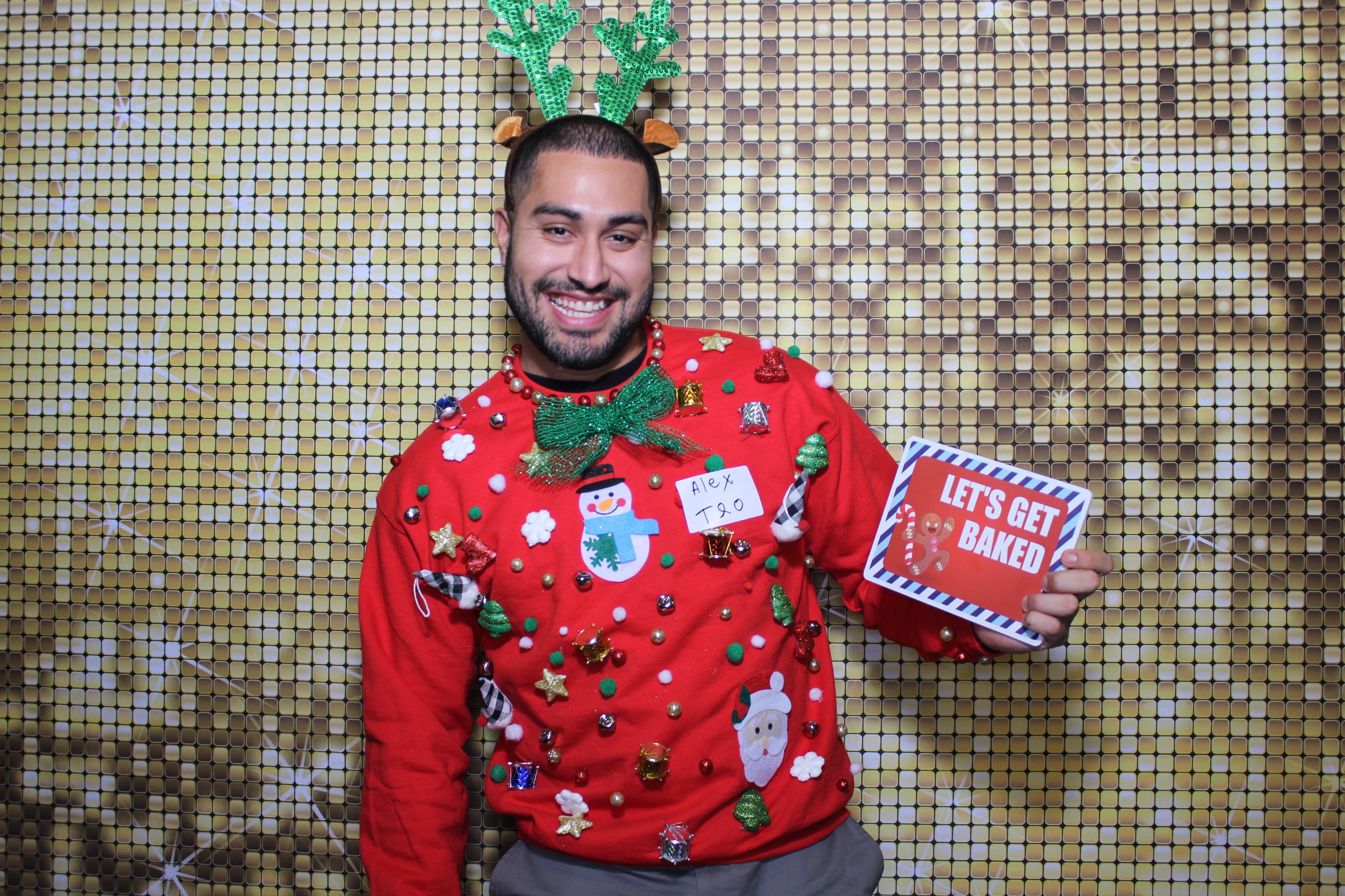 GE Aerospace Holiday Party | View more photos from the event at gallery.photoboothcincy.com/u/PhotoBoothCincy/GE-Aerospace-Holiday-Party