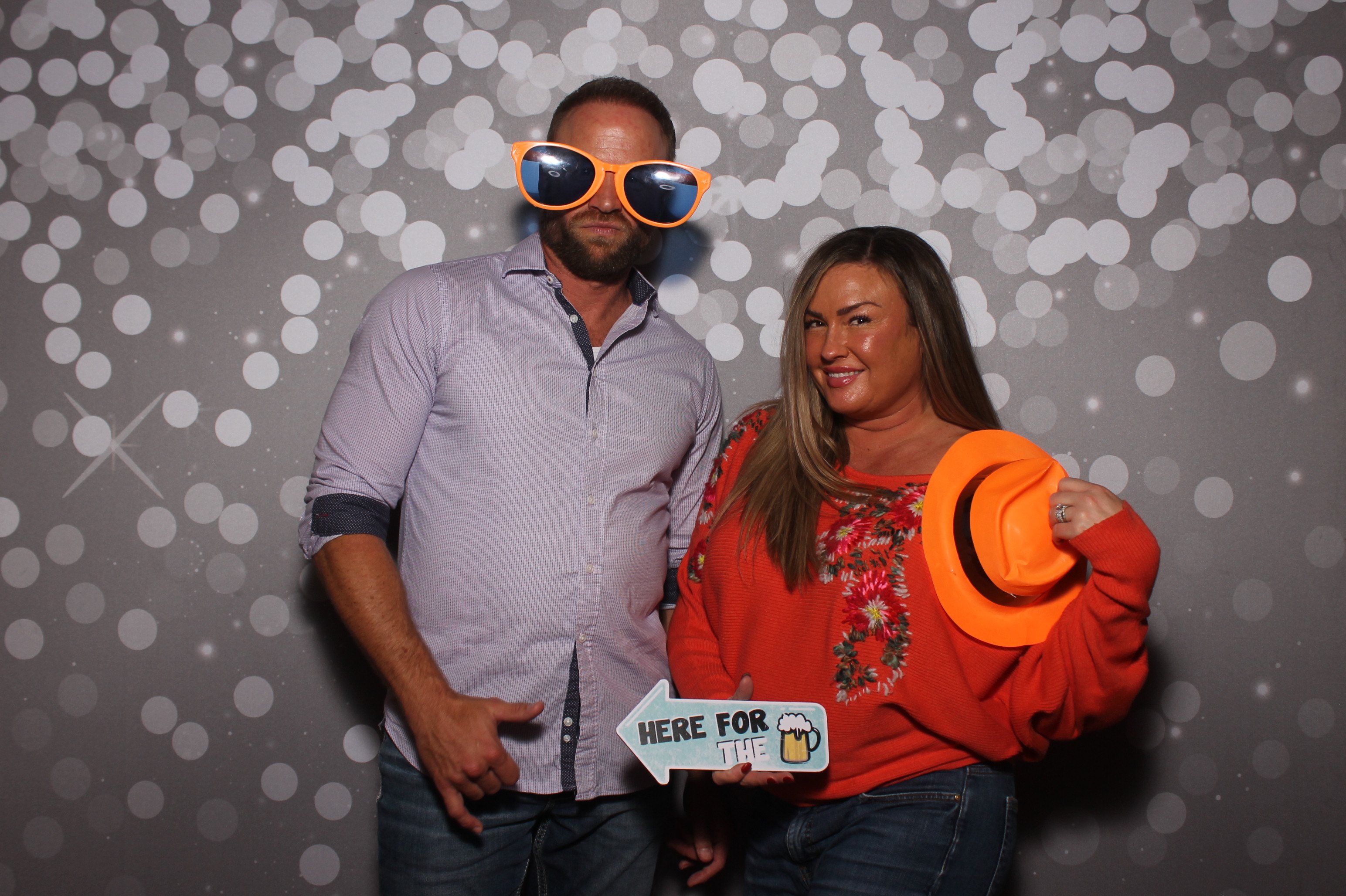 GE Castings Jolly Jamboree | View more photos from the event at gallery.photoboothcincy.com/u/PhotoBoothCincy/GE-Castings-Jolly-Jamboree