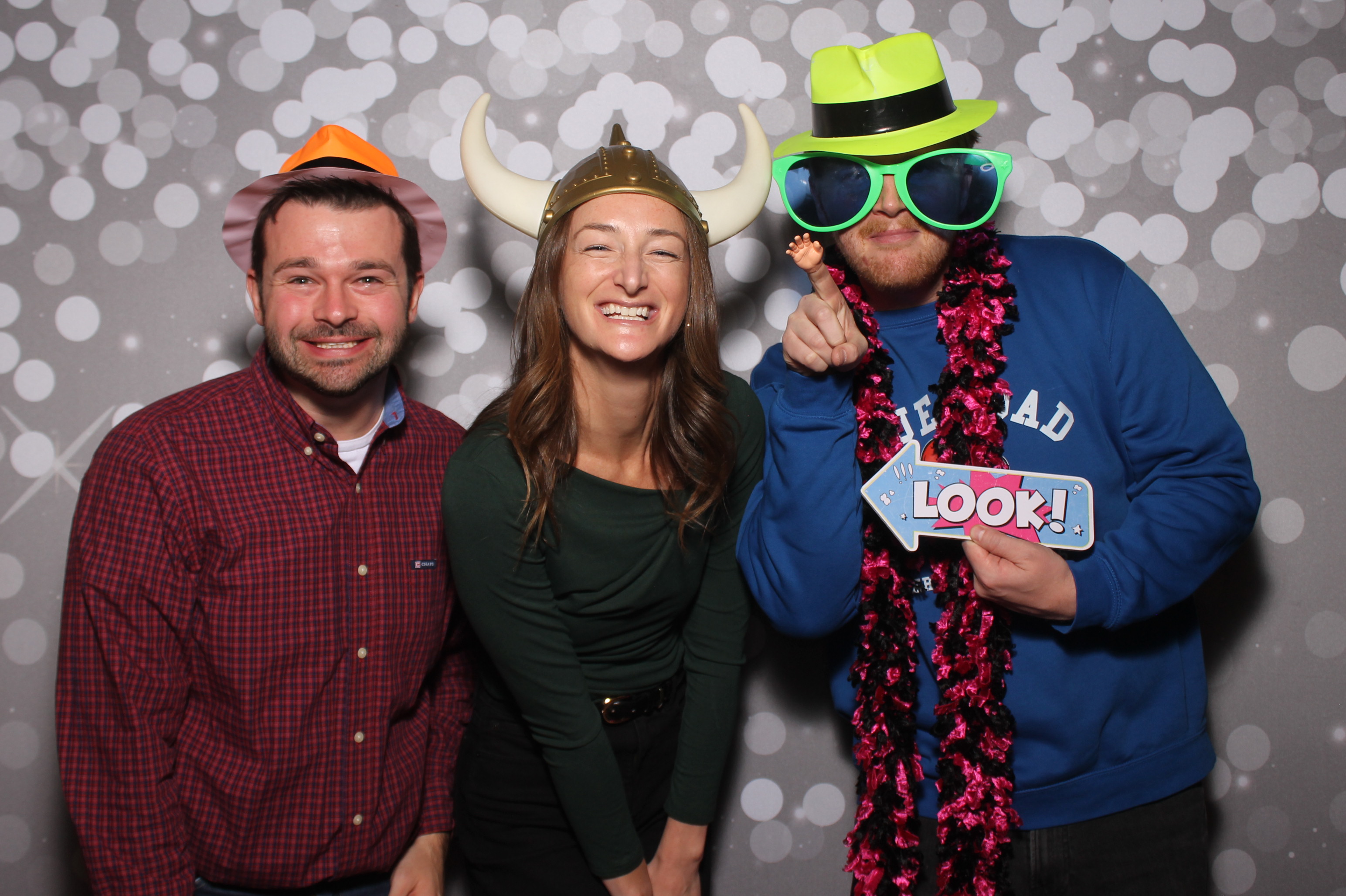 GE Castings Jolly Jamboree | View more photos from the event at gallery.photoboothcincy.com/u/PhotoBoothCincy/GE-Castings-Jolly-Jamboree