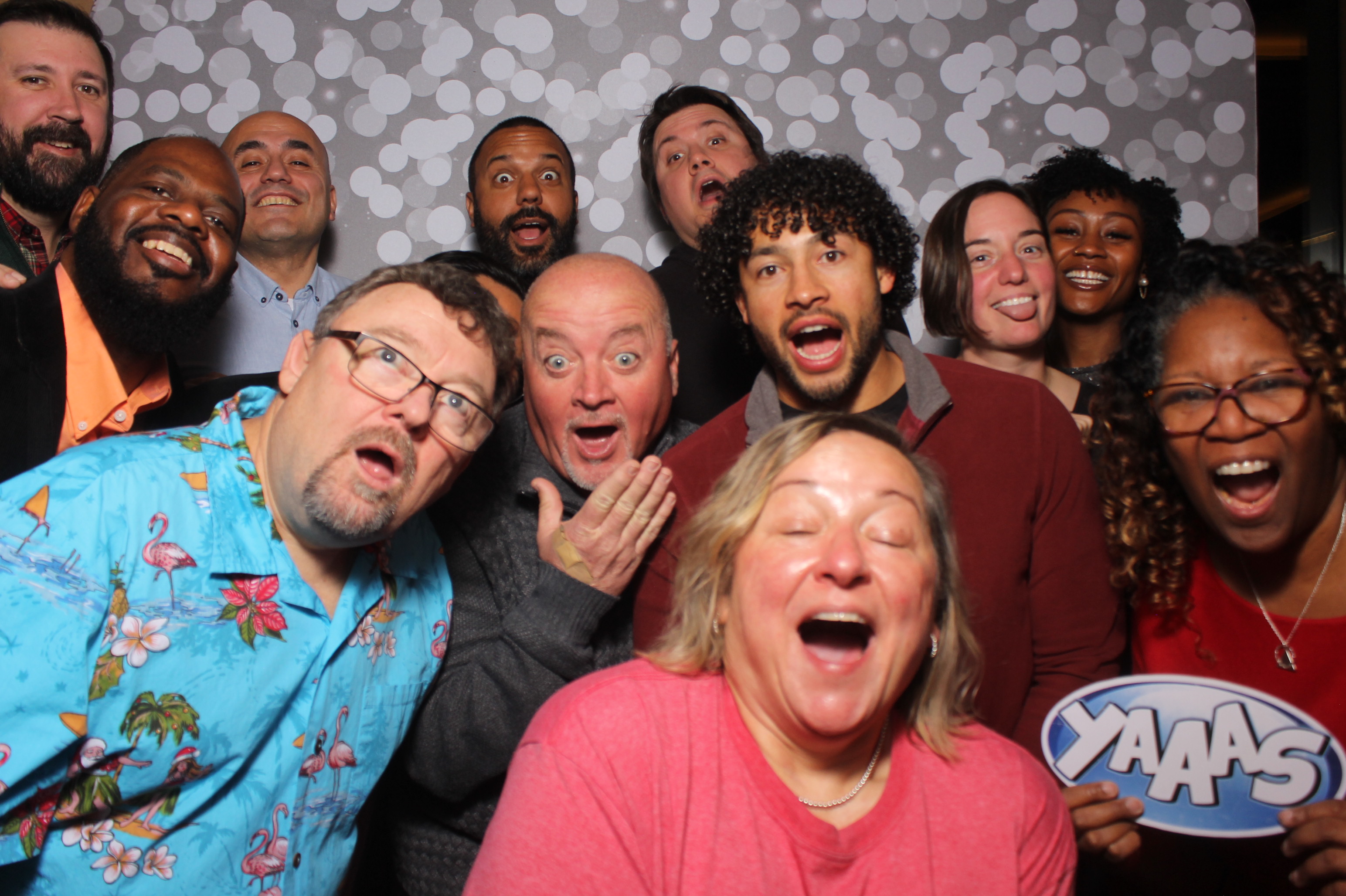 GE Castings Jolly Jamboree | View more photos from the event at gallery.photoboothcincy.com/u/PhotoBoothCincy/GE-Castings-Jolly-Jamboree