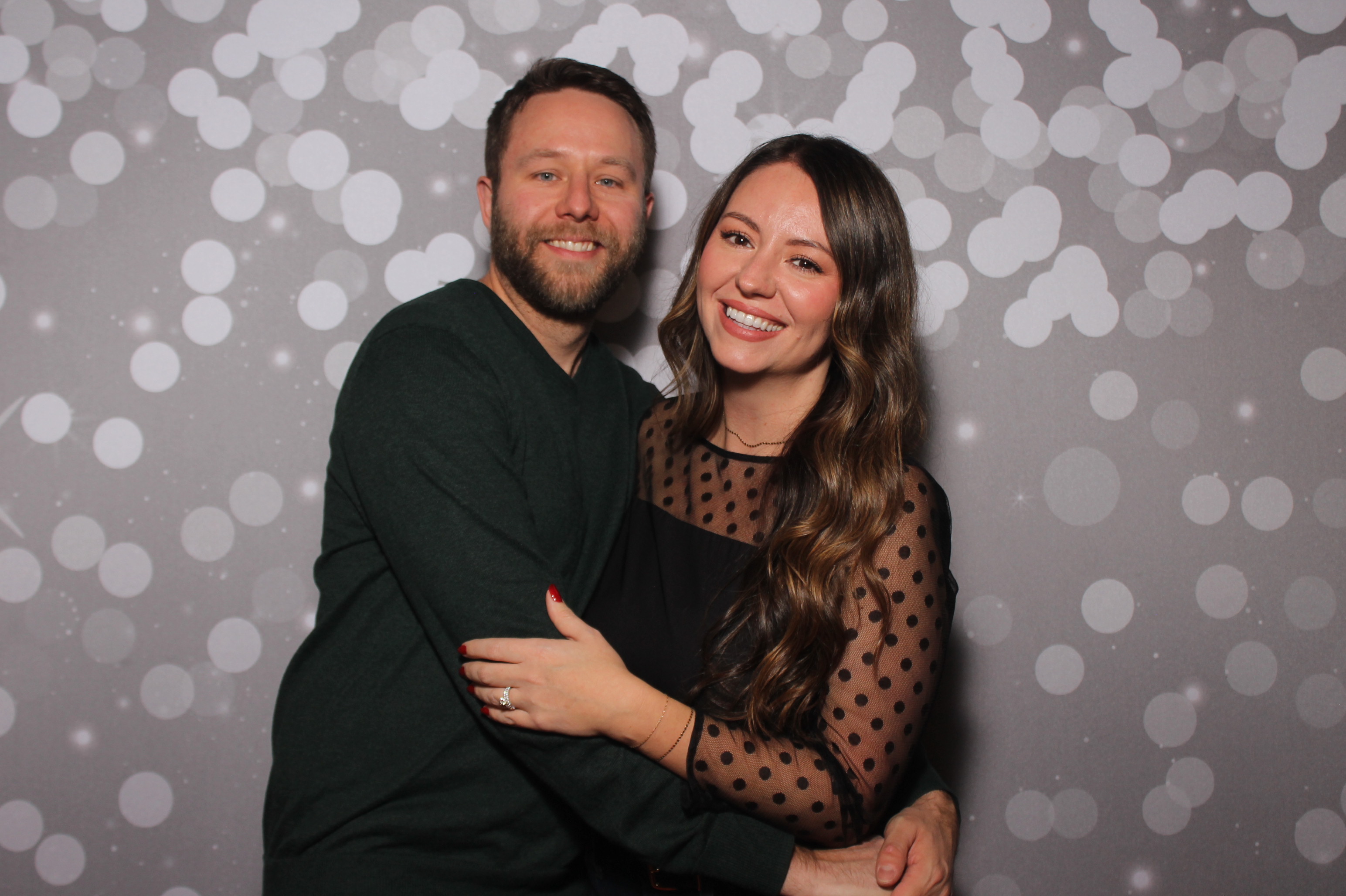 GE Castings Jolly Jamboree | View more photos from the event at gallery.photoboothcincy.com/u/PhotoBoothCincy/GE-Castings-Jolly-Jamboree