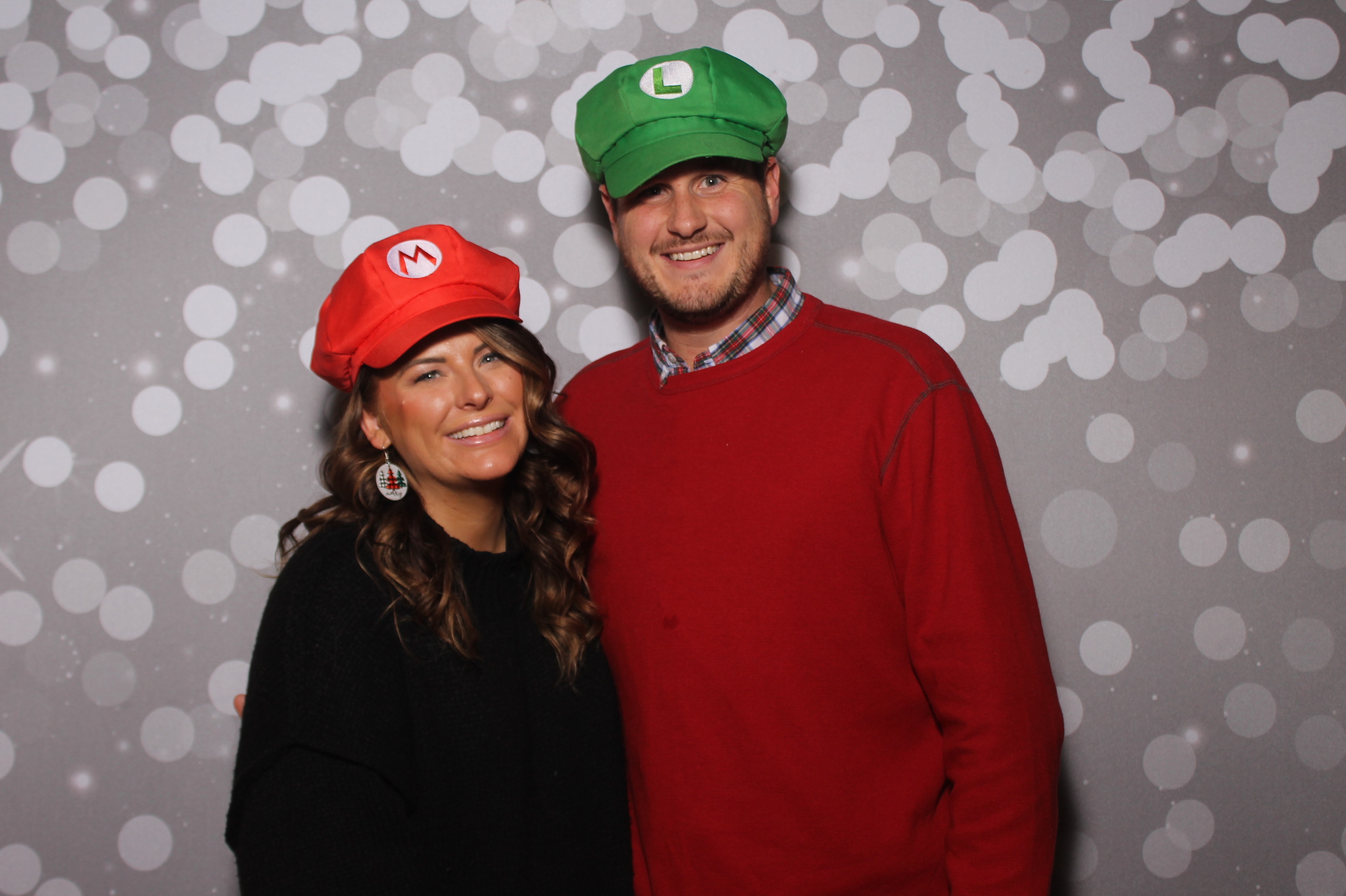 GE Castings Jolly Jamboree | View more photos from the event at gallery.photoboothcincy.com/u/PhotoBoothCincy/GE-Castings-Jolly-Jamboree