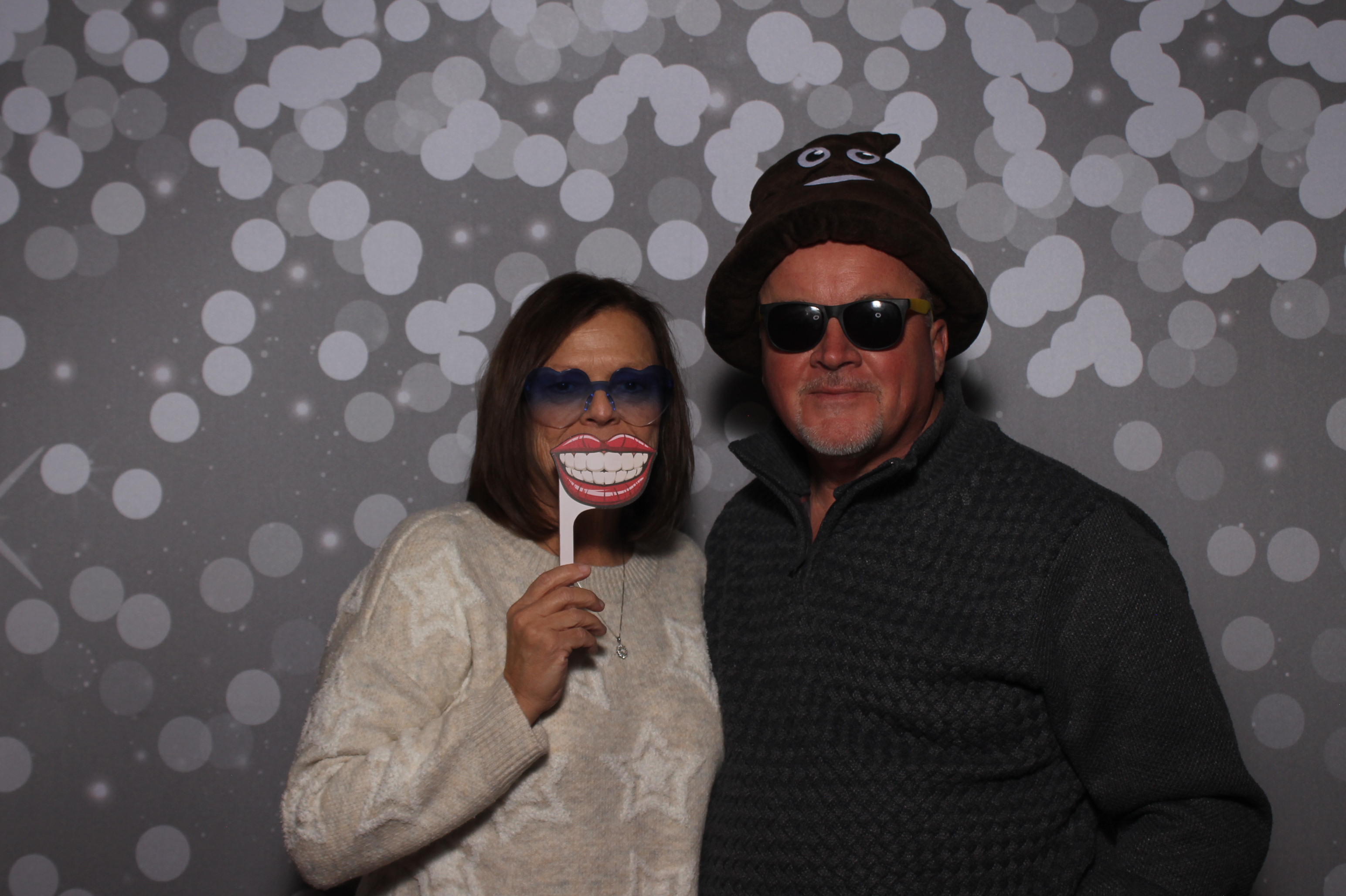 GE Castings Jolly Jamboree | View more photos from the event at gallery.photoboothcincy.com/u/PhotoBoothCincy/GE-Castings-Jolly-Jamboree