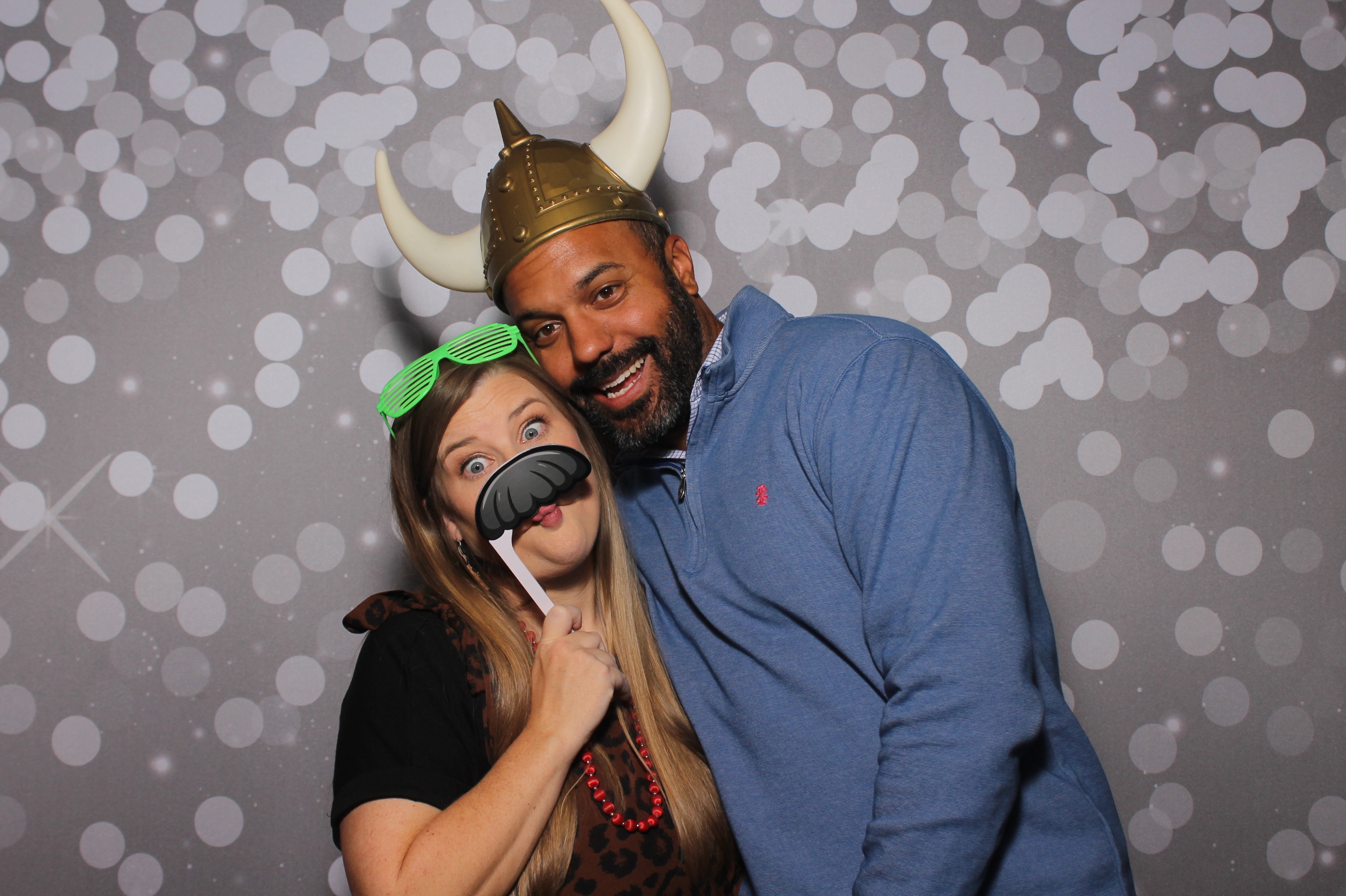 GE Castings Jolly Jamboree | View more photos from the event at gallery.photoboothcincy.com/u/PhotoBoothCincy/GE-Castings-Jolly-Jamboree