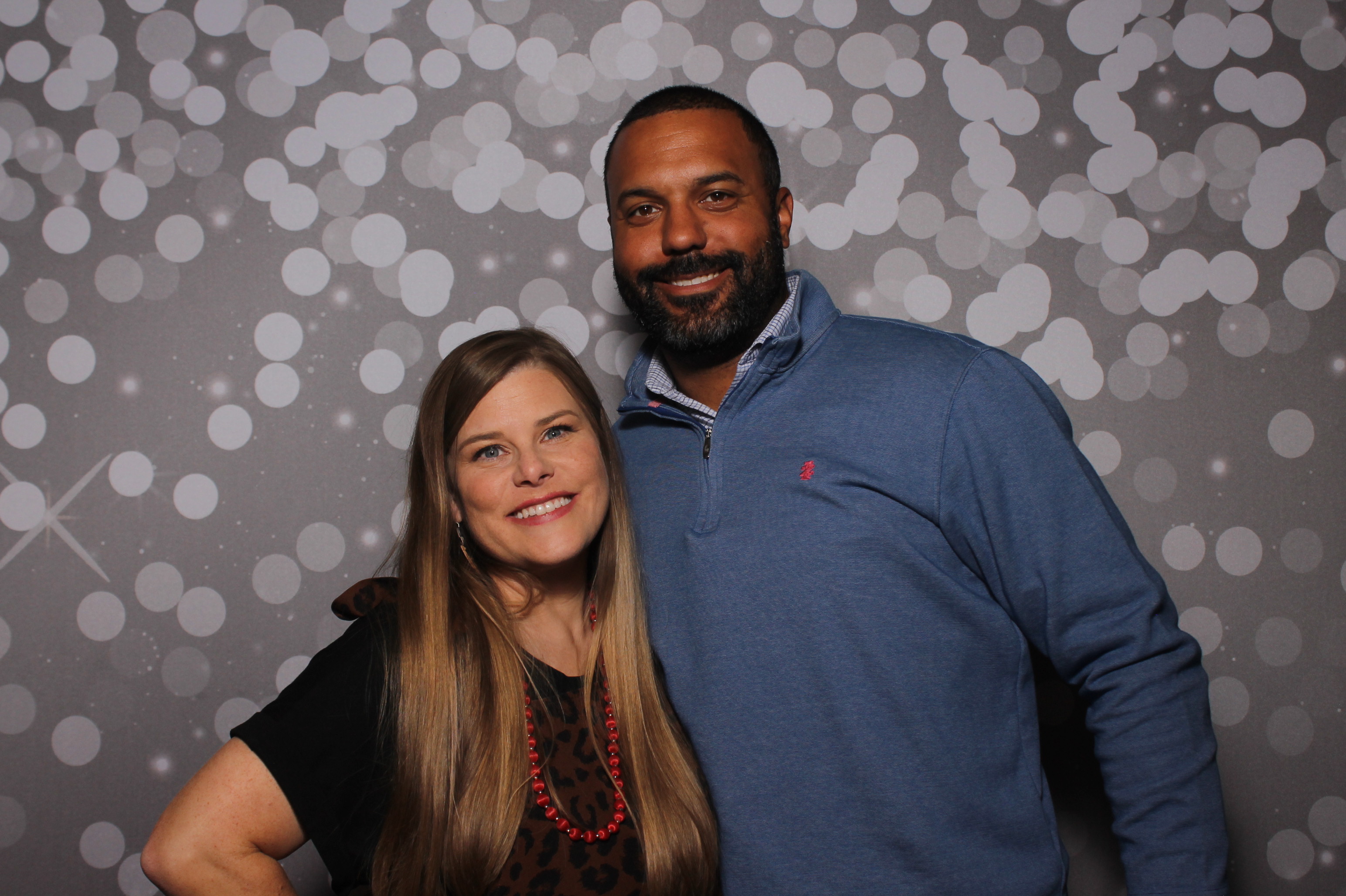 GE Castings Jolly Jamboree | View more photos from the event at gallery.photoboothcincy.com/u/PhotoBoothCincy/GE-Castings-Jolly-Jamboree