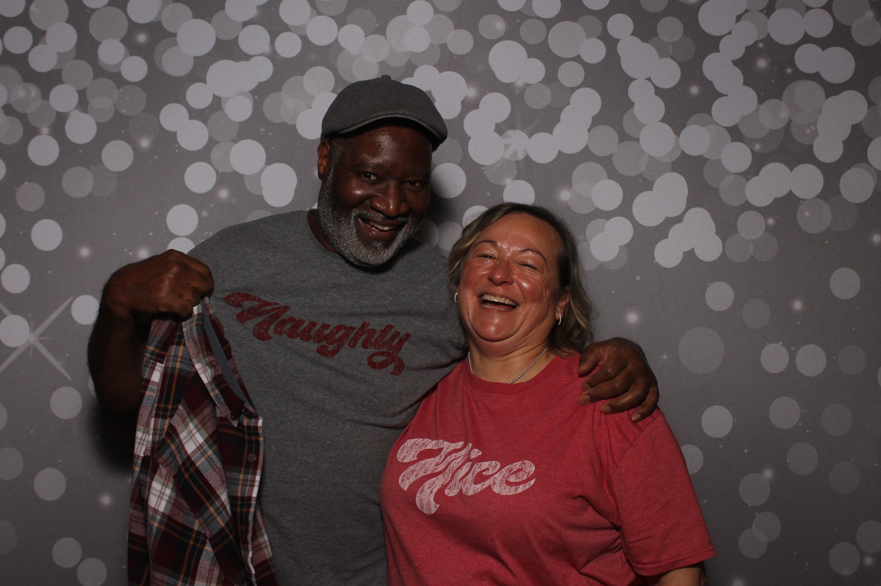 GE Castings Jolly Jamboree | View more photos from the event at gallery.photoboothcincy.com/u/PhotoBoothCincy/GE-Castings-Jolly-Jamboree