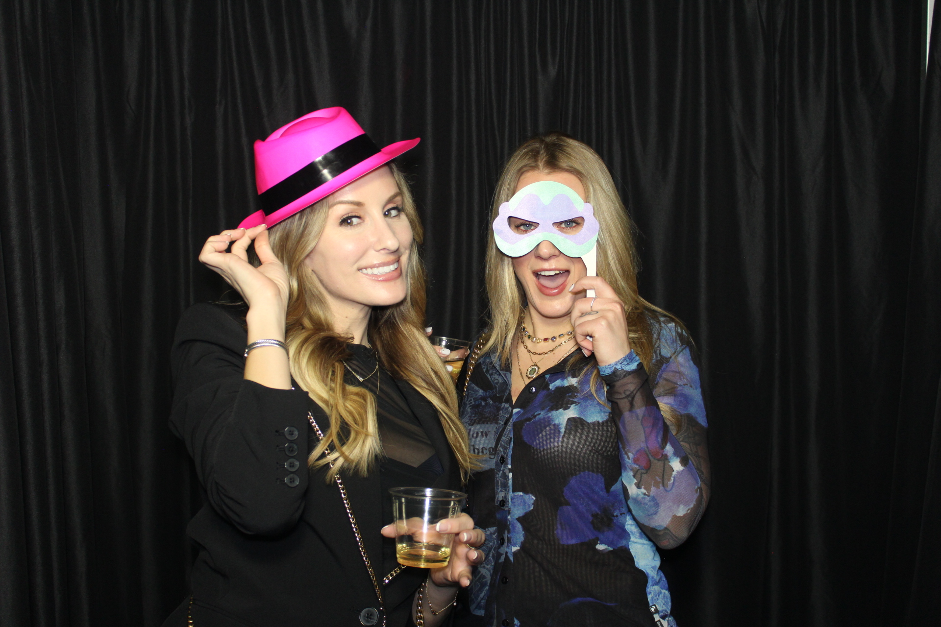 Gamble Get Down | View more photos from the event at gallery.photoboothcincy.com/u/PhotoBoothCincy/Gamble-Get-Down