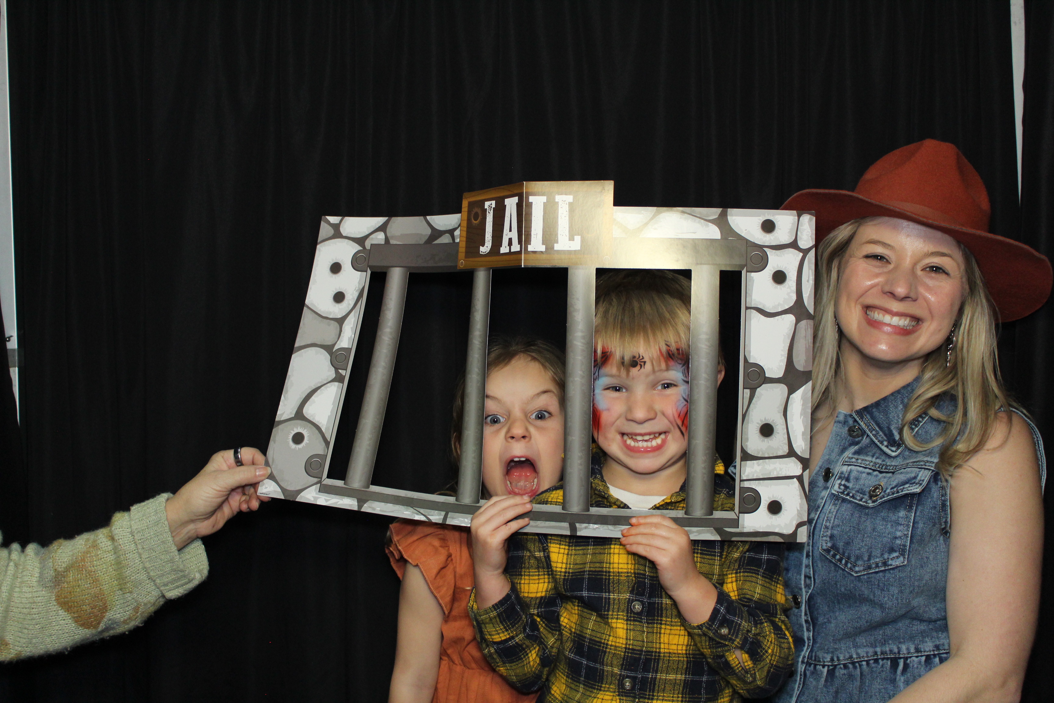 Girl Scouts | View more photos from the event at gallery.photoboothcincy.com/u/PhotoBoothCincy/Girl-Scouts
