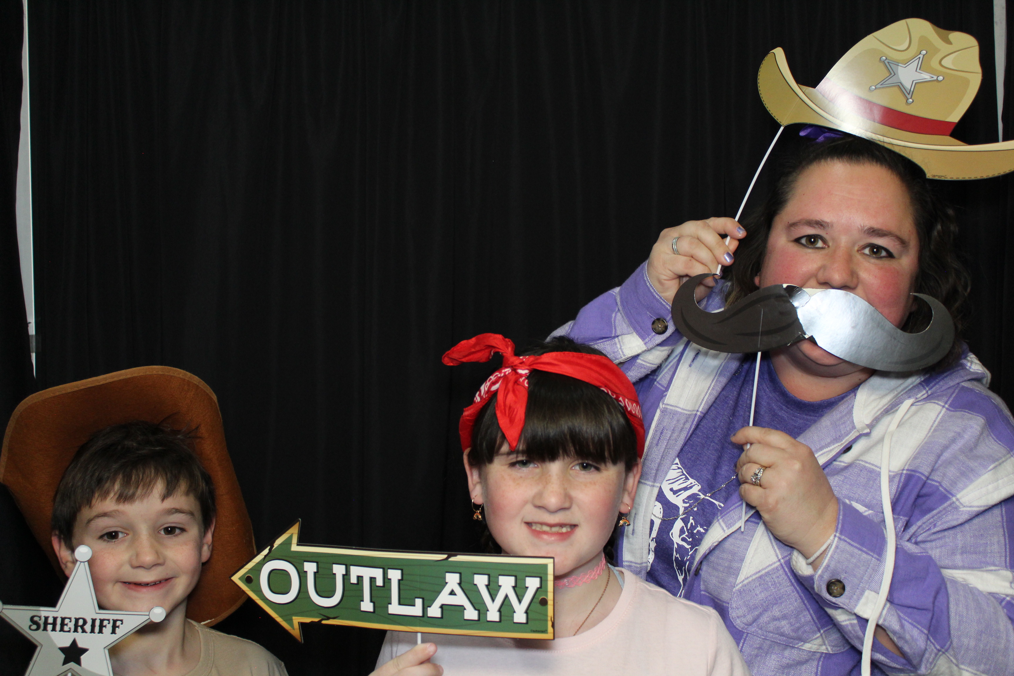 Girl Scouts | View more photos from the event at gallery.photoboothcincy.com/u/PhotoBoothCincy/Girl-Scouts