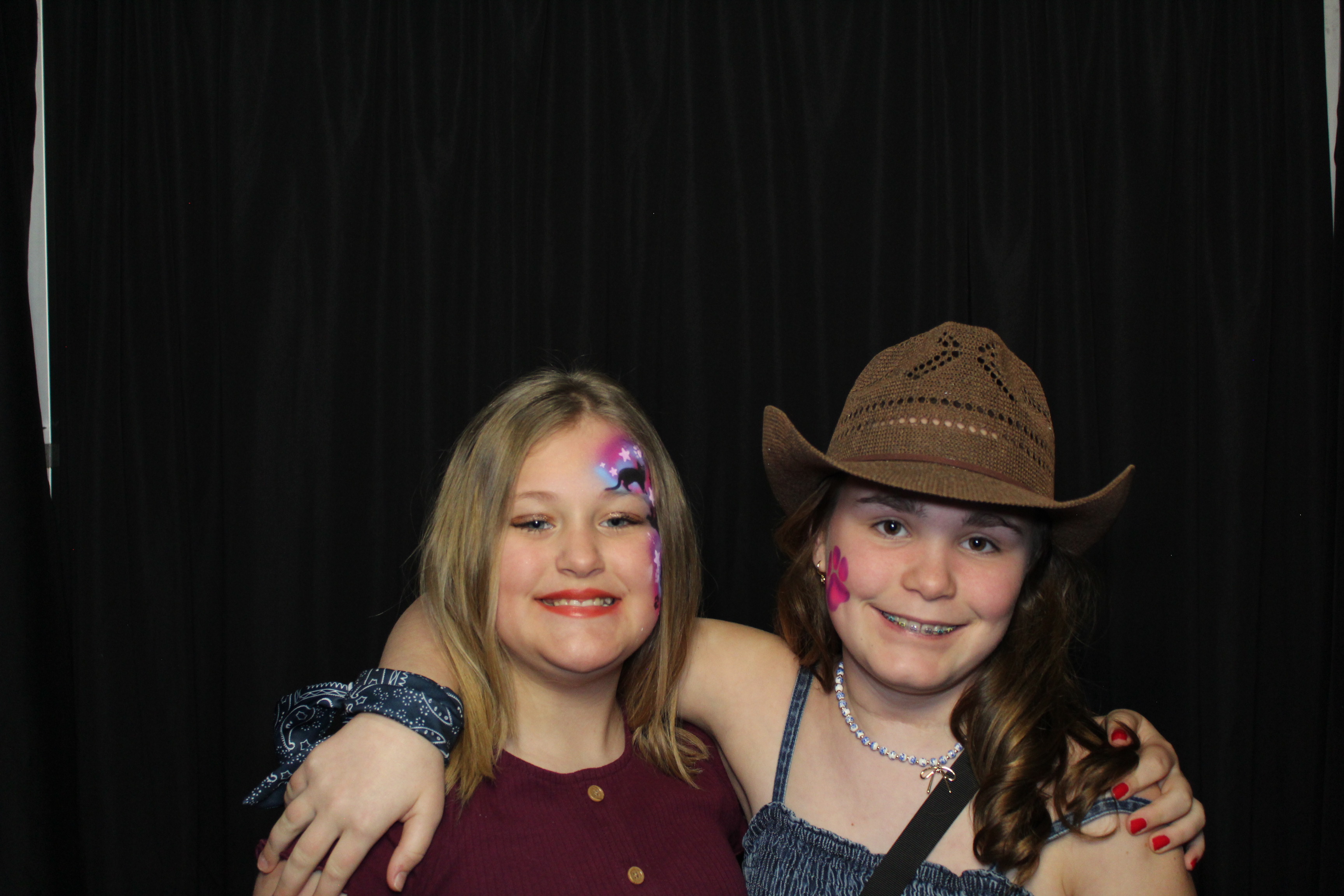 Girl Scouts | View more photos from the event at gallery.photoboothcincy.com/u/PhotoBoothCincy/Girl-Scouts