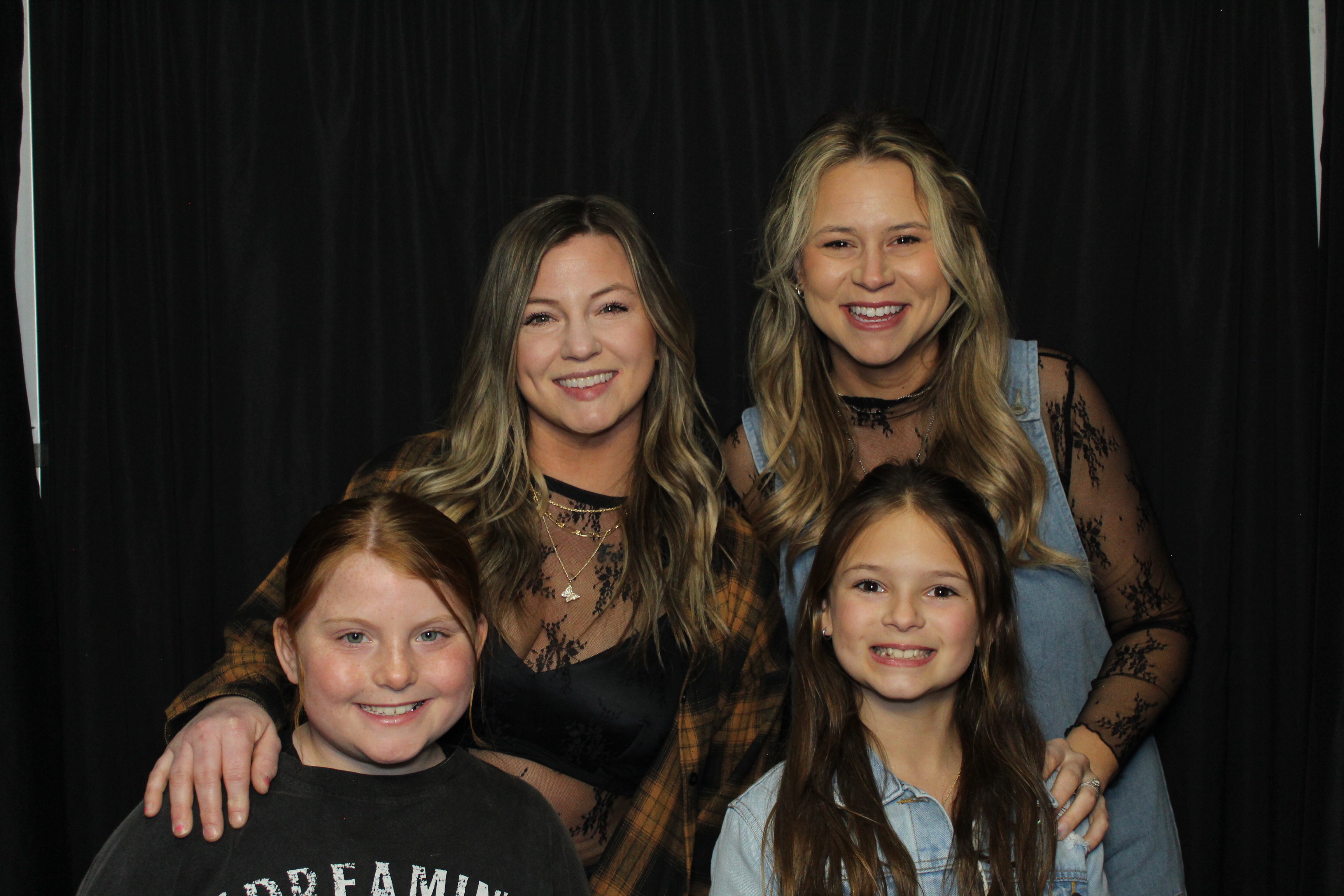 Girl Scouts | View more photos from the event at gallery.photoboothcincy.com/u/PhotoBoothCincy/Girl-Scouts