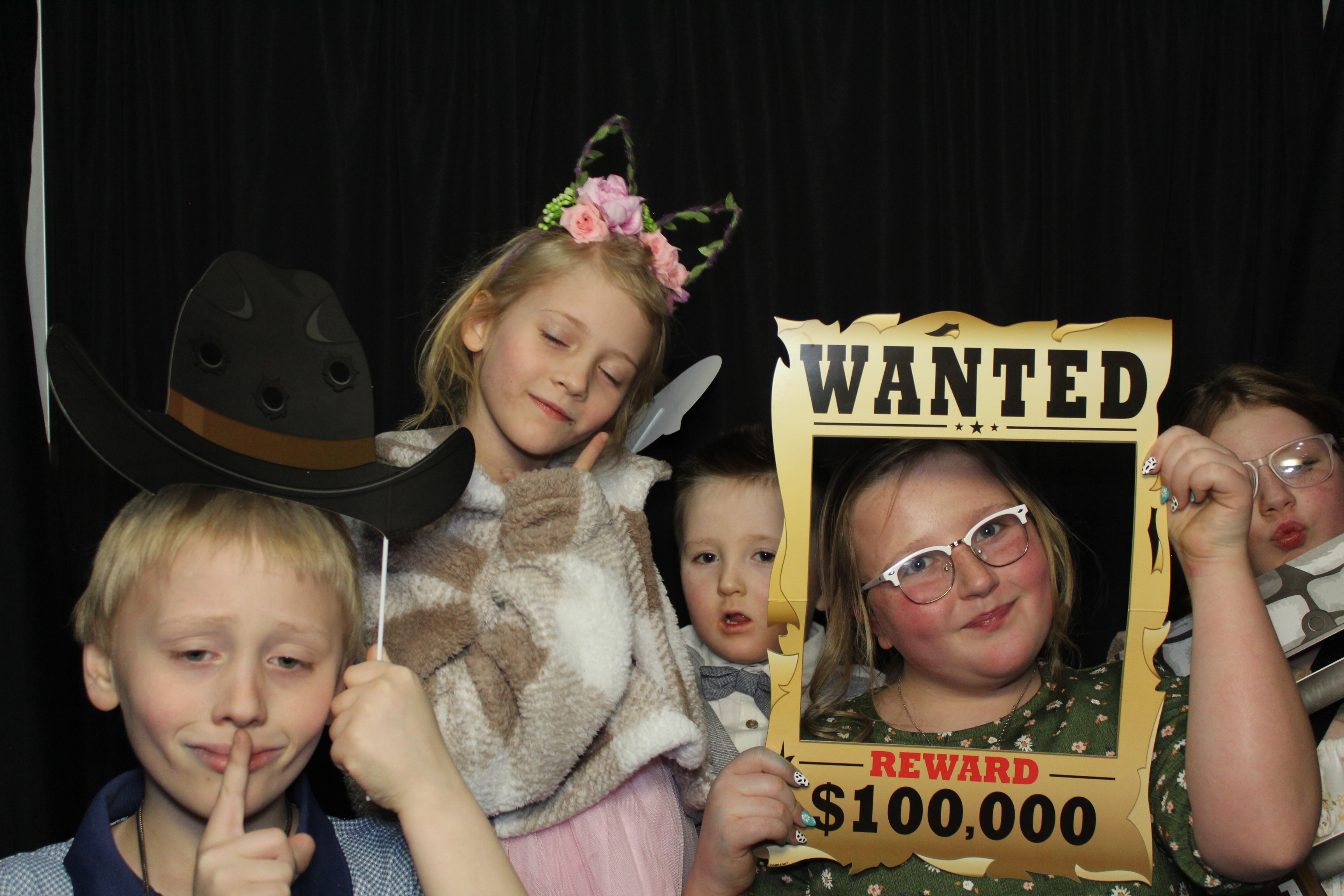 Girl Scouts | View more photos from the event at gallery.photoboothcincy.com/u/PhotoBoothCincy/Girl-Scouts