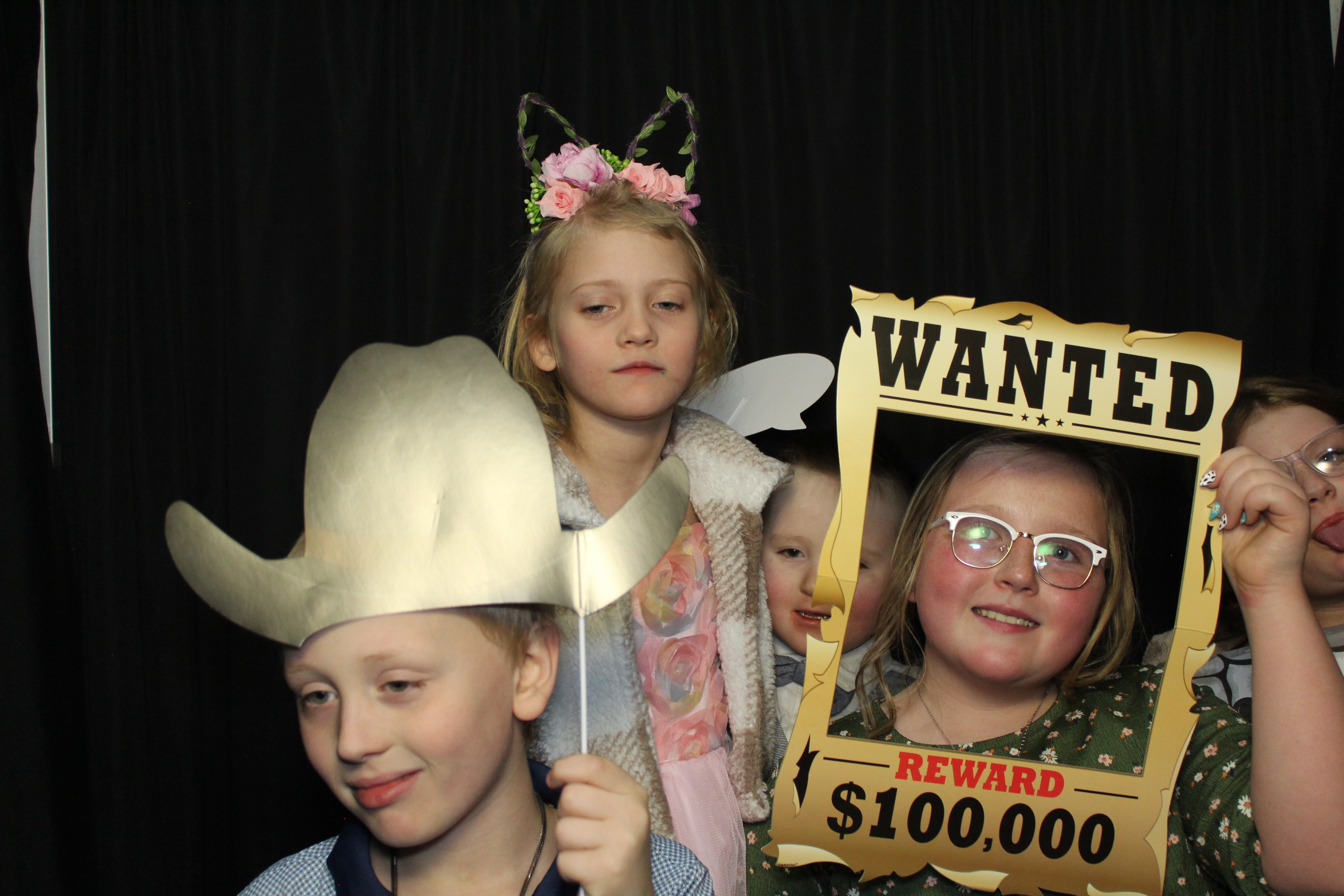 Girl Scouts | View more photos from the event at gallery.photoboothcincy.com/u/PhotoBoothCincy/Girl-Scouts