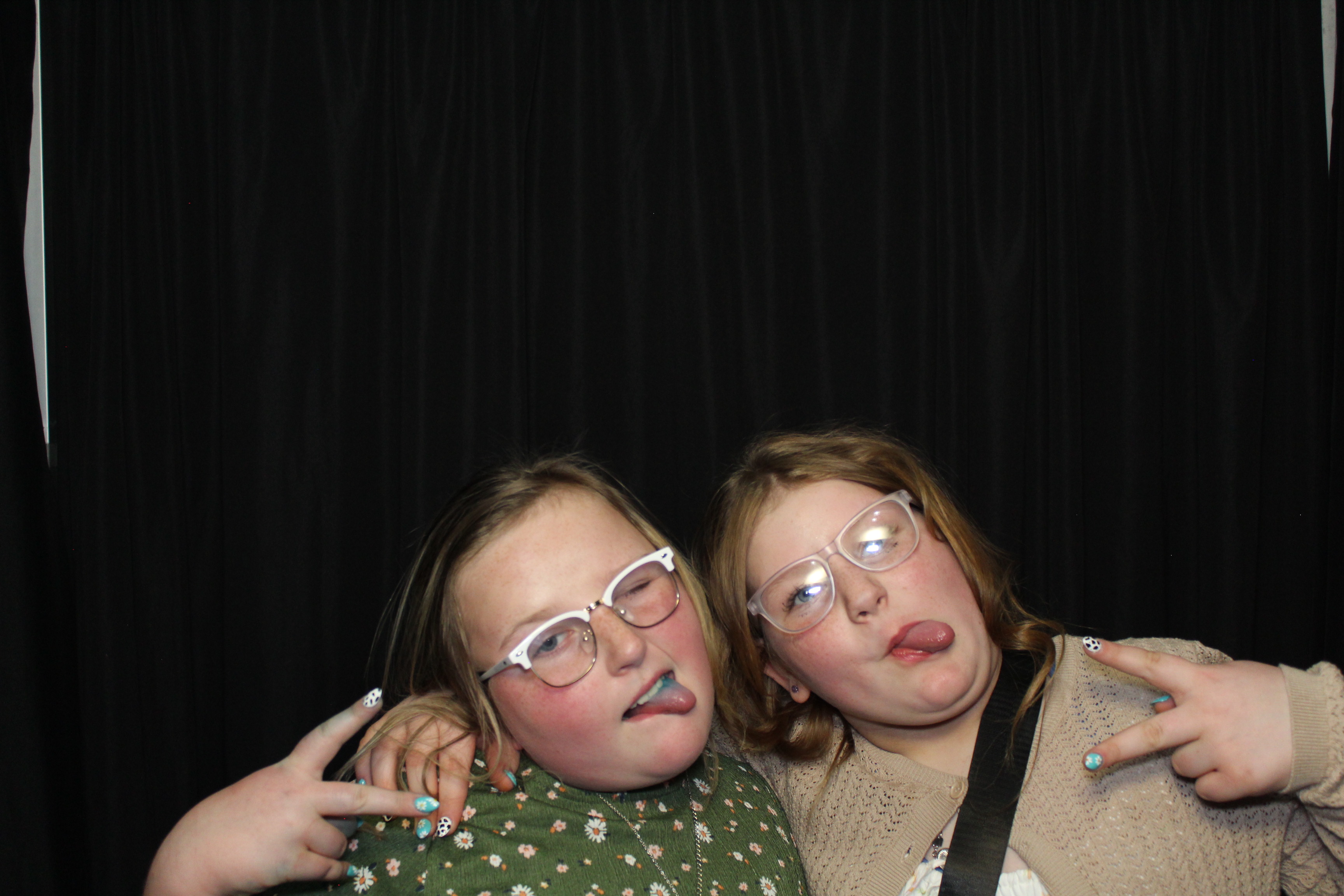 Girl Scouts | View more photos from the event at gallery.photoboothcincy.com/u/PhotoBoothCincy/Girl-Scouts